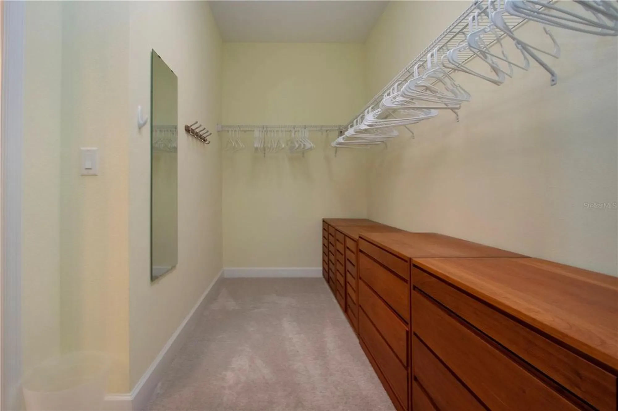 Property Slideshow image 28 of 59 | 2501 sapphire greens ln, Sun City Center, FL, 33573