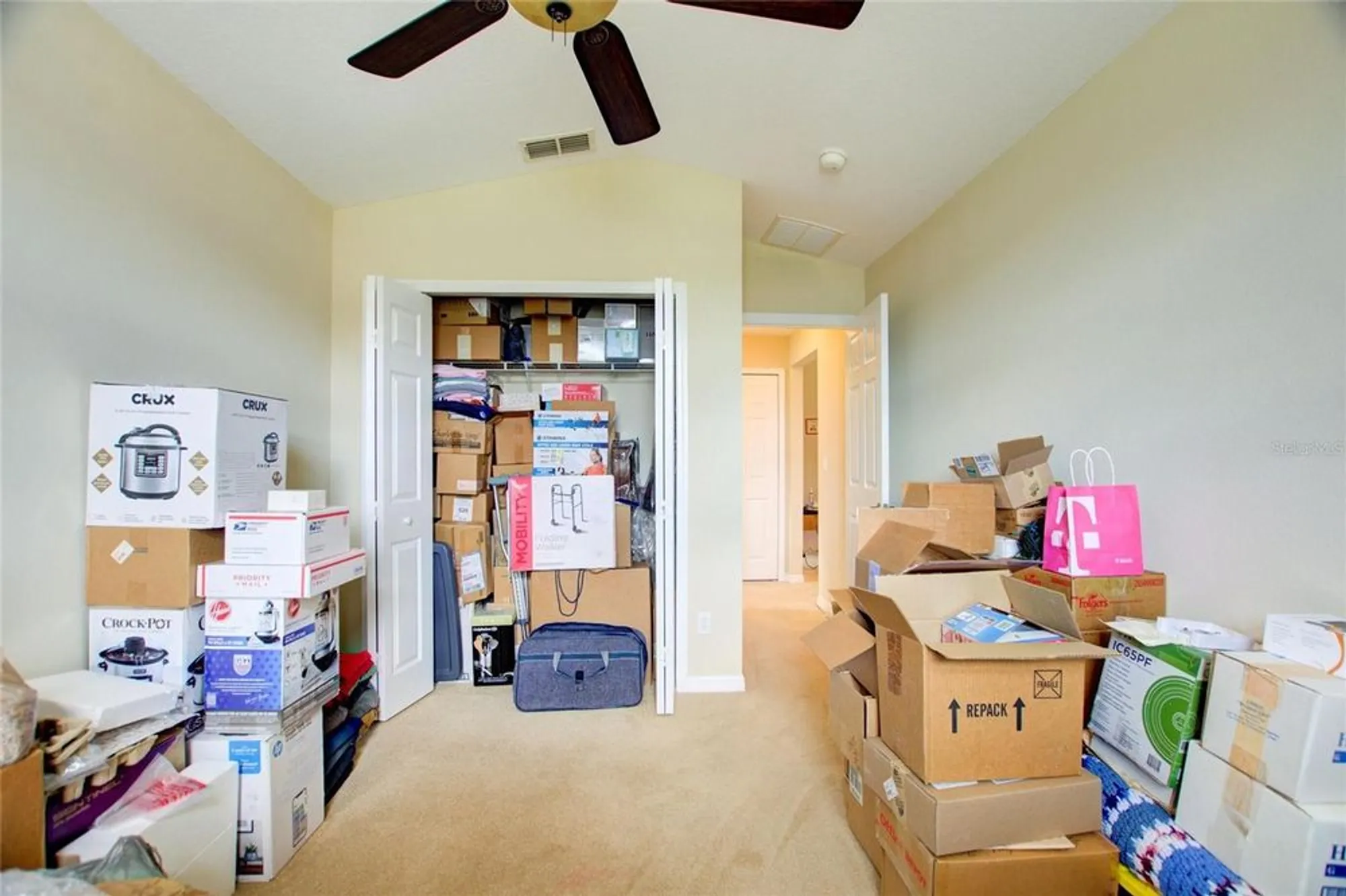 Property Slideshow image 22 of 35 | 3923 baldwin ln, Winter Haven, FL, 33884