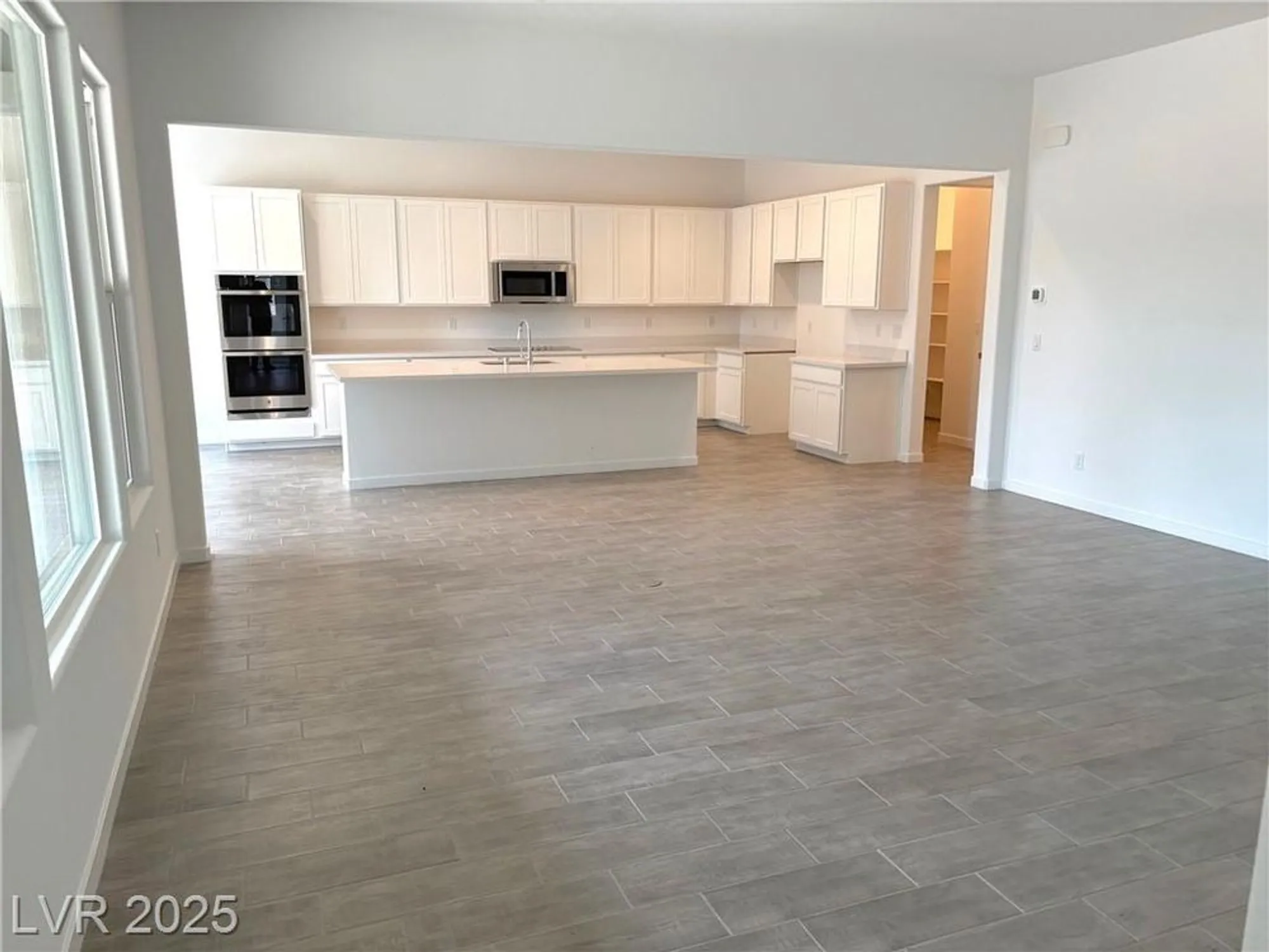 Property Slideshow image 18 of 28 | 5707 victoria falls dr, Pahrump, NV, 89061