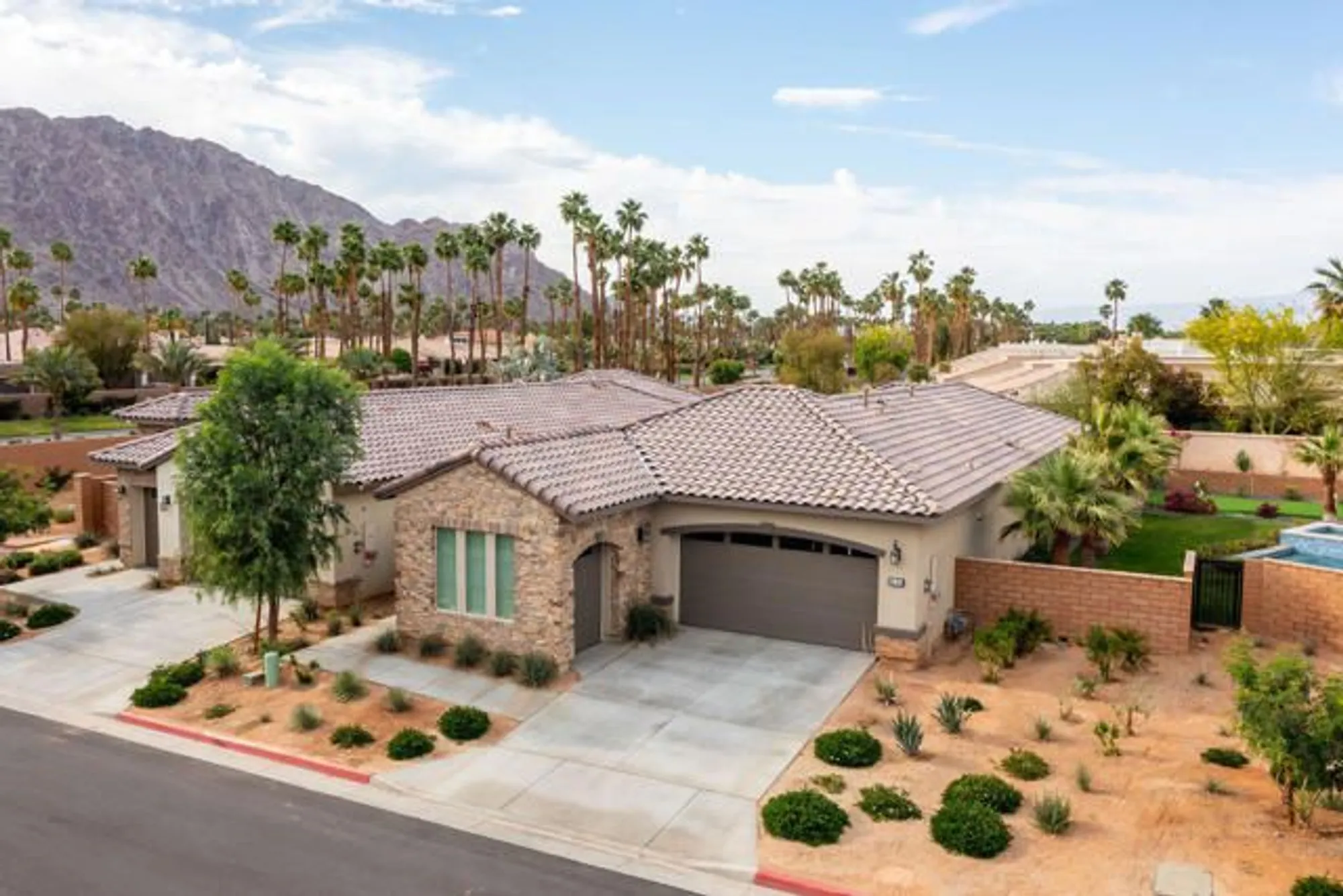 Property Slideshow image 37 of 40 | 80034 champions way, La Quinta, CA, 92253