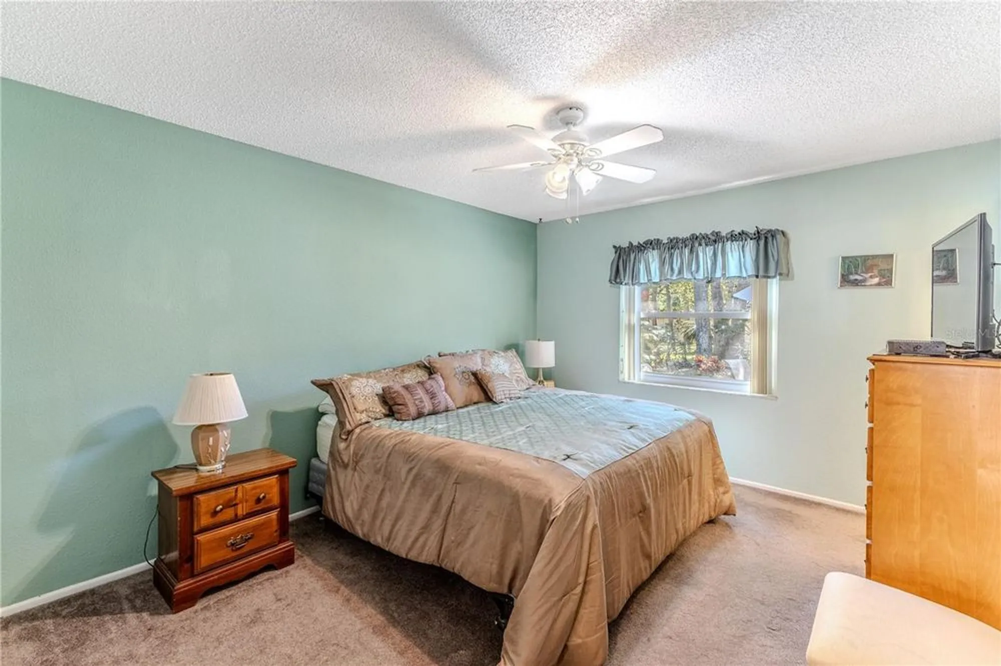 Property Slideshow image 19 of 50 | 6375 ocean pines ln, Spring Hill, FL, 34606