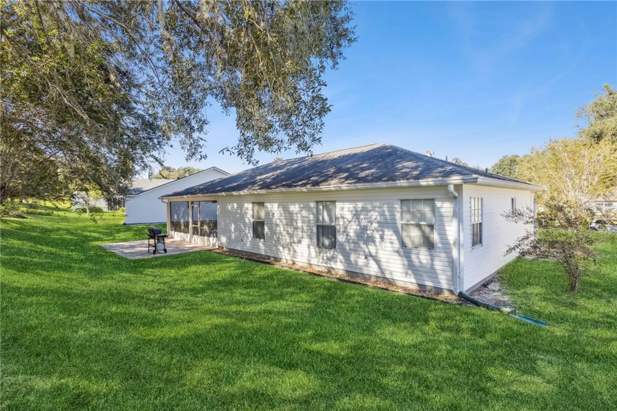 Property Slideshow image 8 of 40 | 4936 sawgrass lake cir, Leesburg, FL, 34748