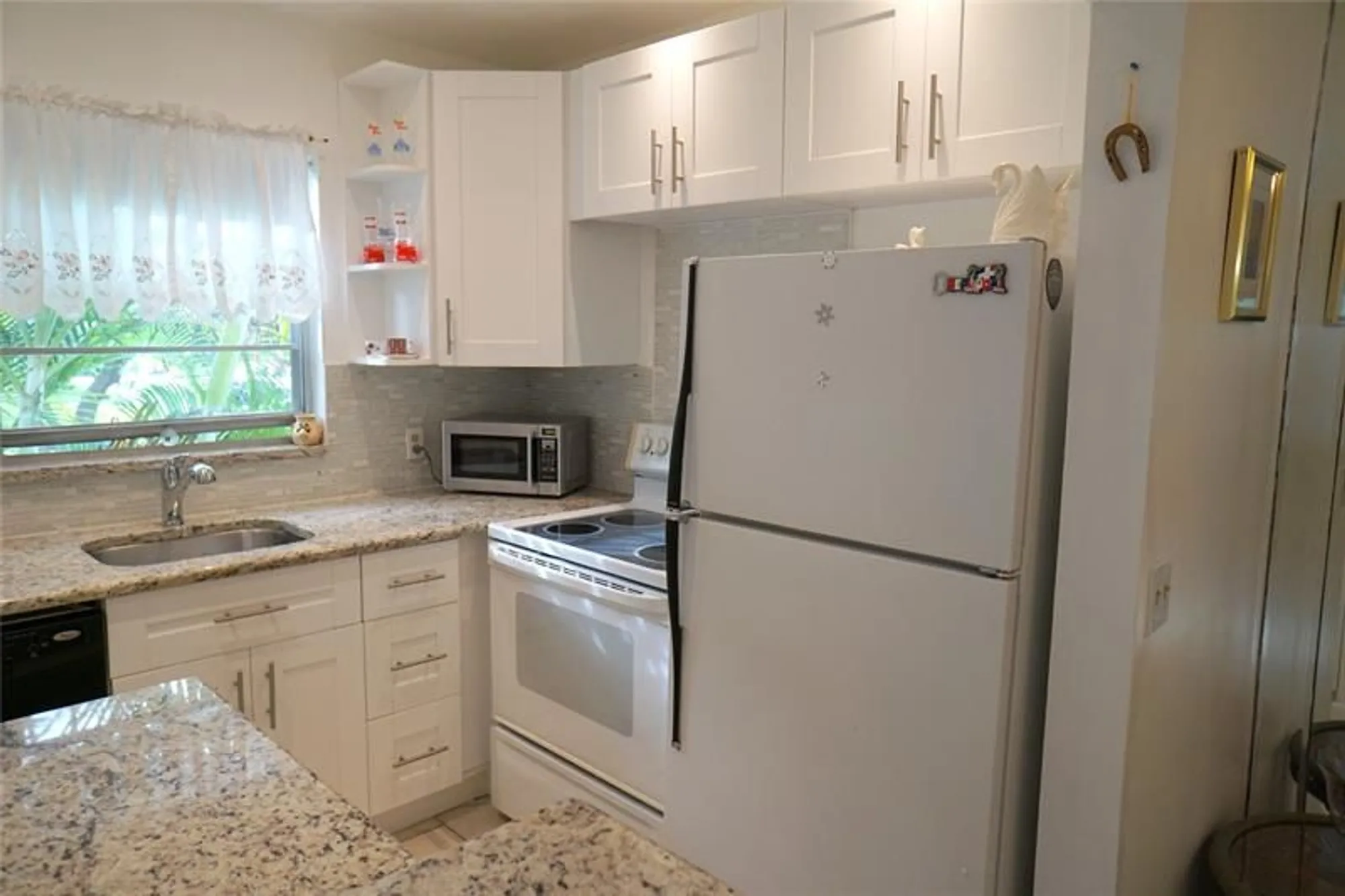 Property Slideshow image 10 of 37 | 105 prescott e unit e, Deerfield Beach, FL, 33442