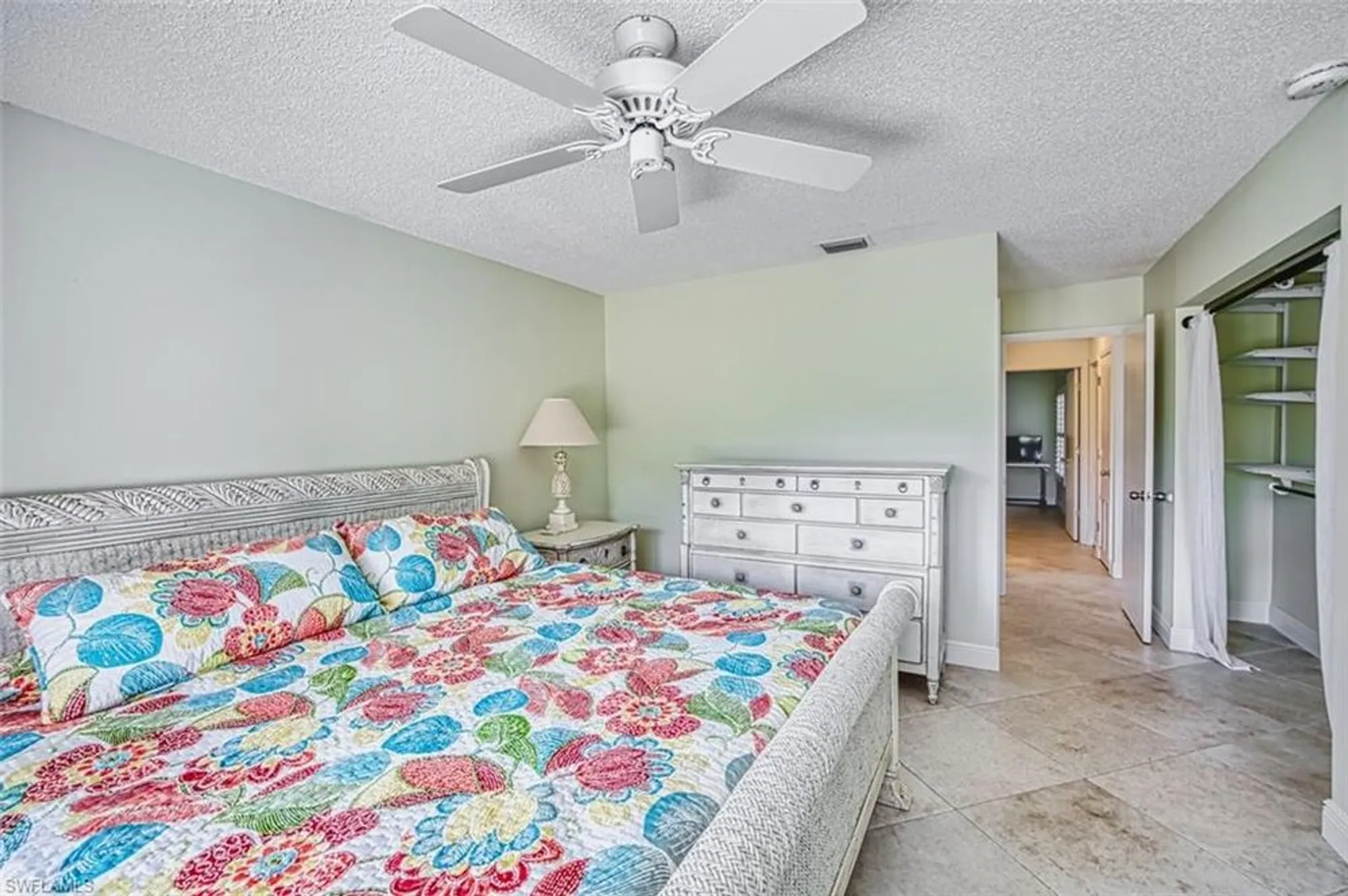 Property Slideshow image 10 of 50 | 1846 pine glade cir, Fort Myers, FL, 33907