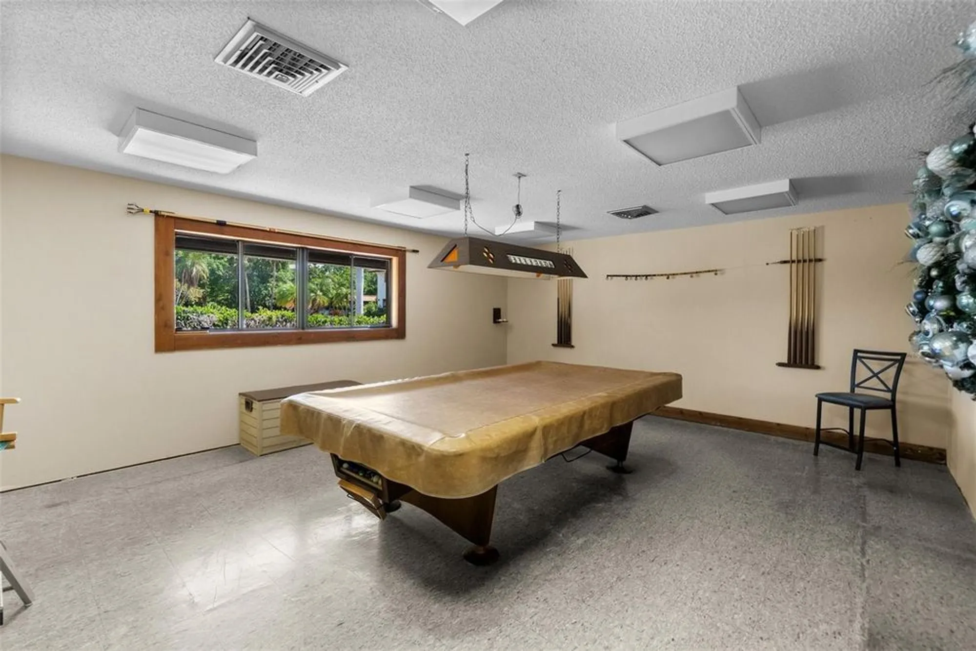 Property Slideshow image 46 of 50 | 6061 fairway ln 1411, Bradenton, FL, 34210