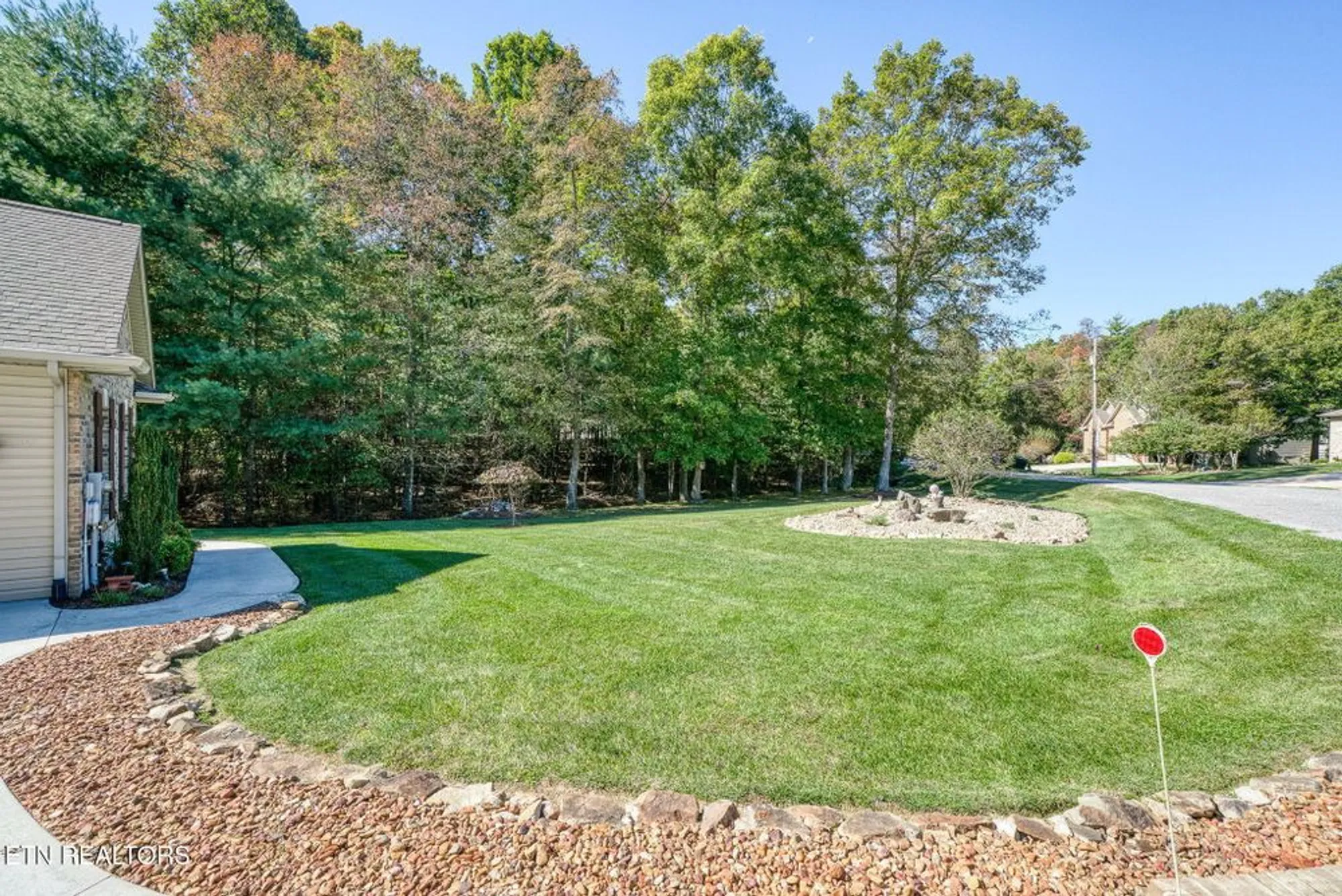 Property Slideshow image 3 of 14 | 14 holly ct, Crossville, TN, 38558