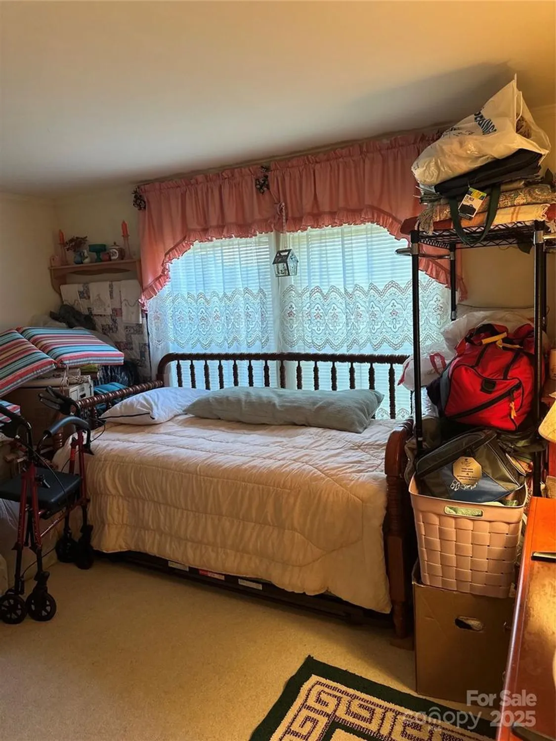 Property Slideshow image 11 of 28 | 308 riverwind dr, Hendersonville, NC, 28739