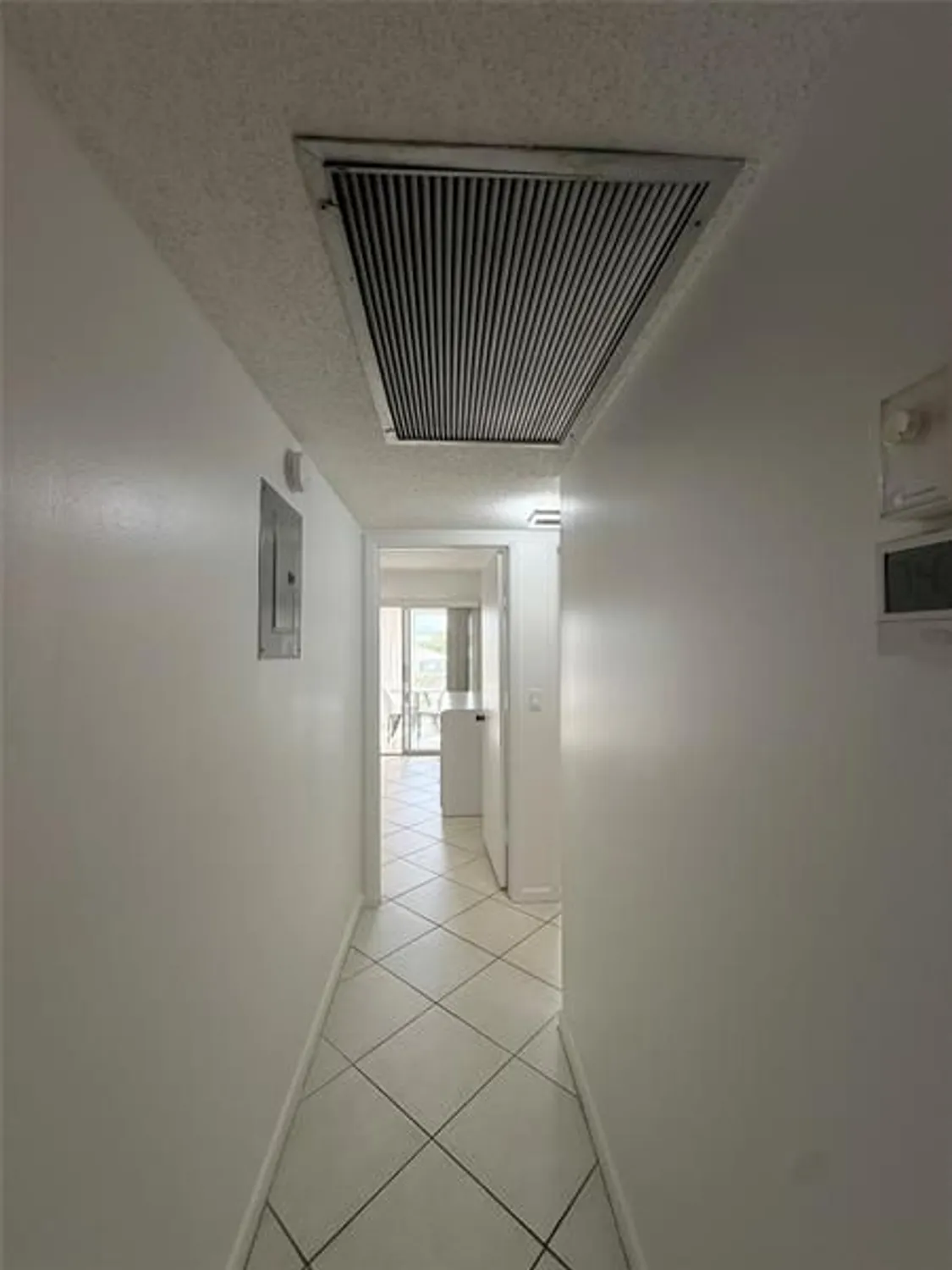 Property Slideshow image 18 of 52 | 424 richmond c # 424, Deerfield Beach, FL, 33442