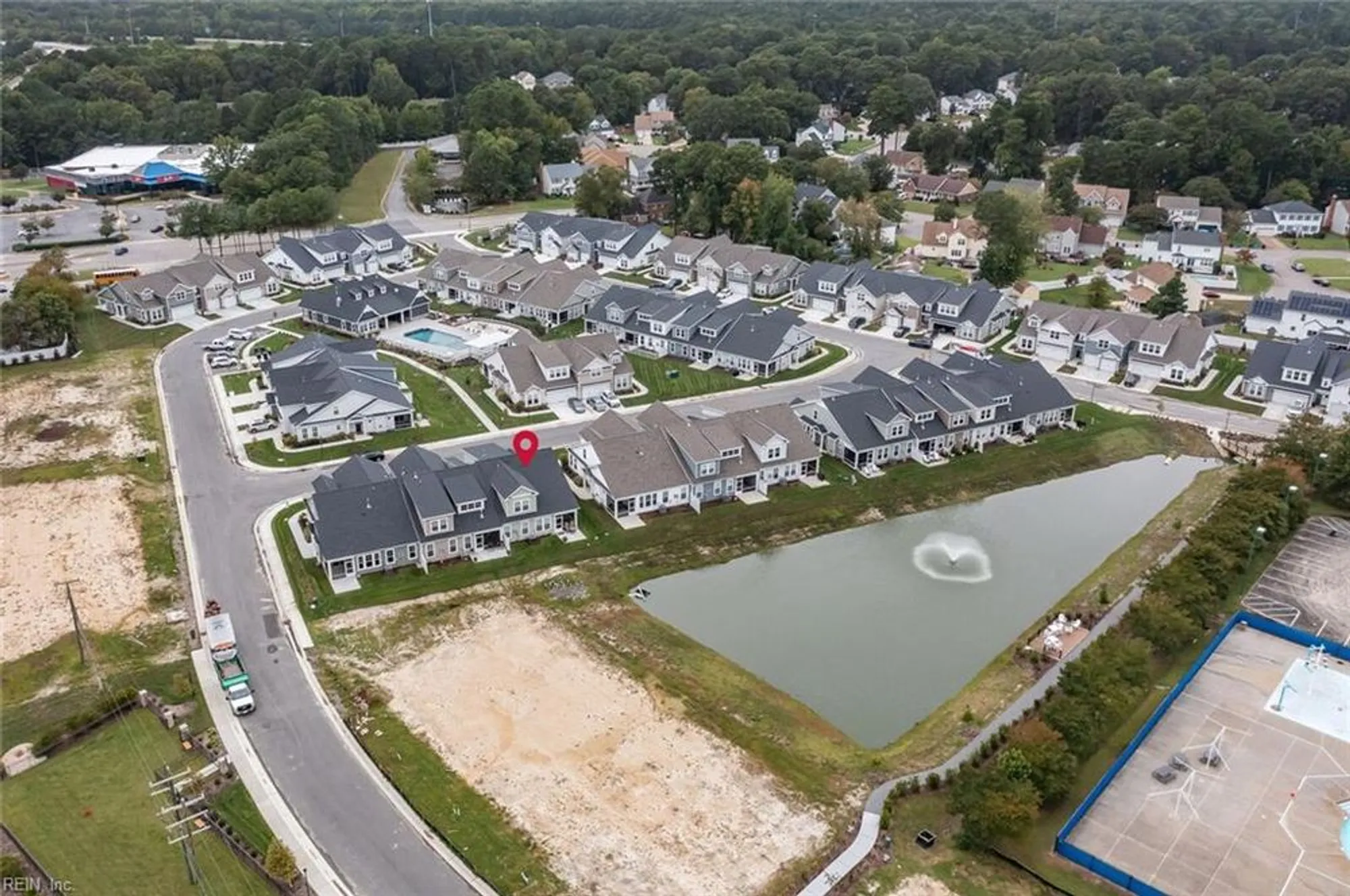 Property Slideshow image 32 of 35 | 3105 lantern pl # 47, Chesapeake, VA, 23321