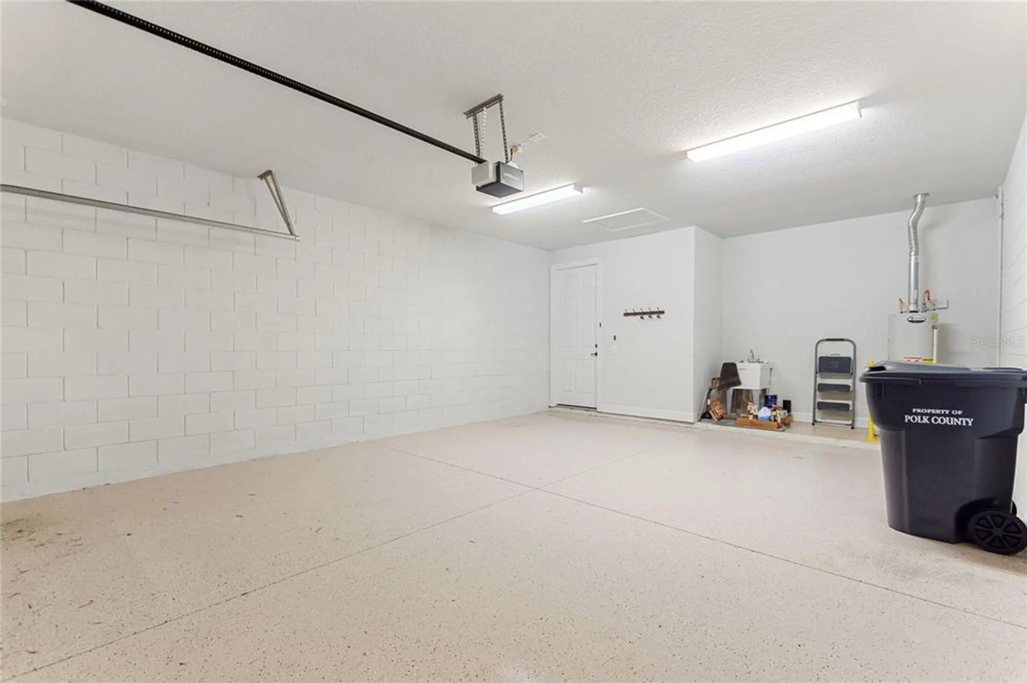 Property Slideshow image 47 of 86 | 513 san sebastian ct, Davenport, FL, 33837