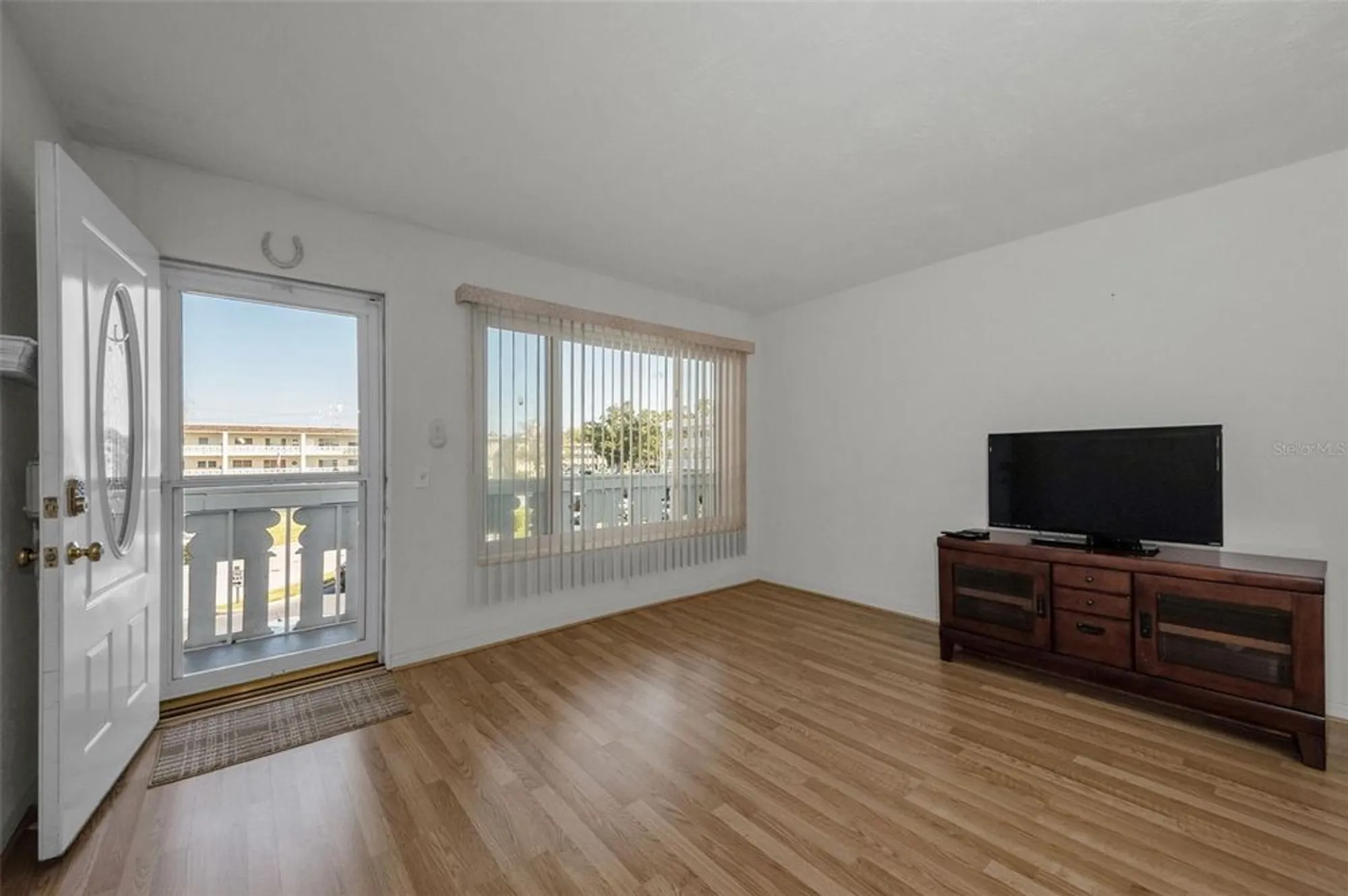 Property Slideshow image 5 of 98 | 2453 brazilia dr 47, Clearwater, FL, 33763