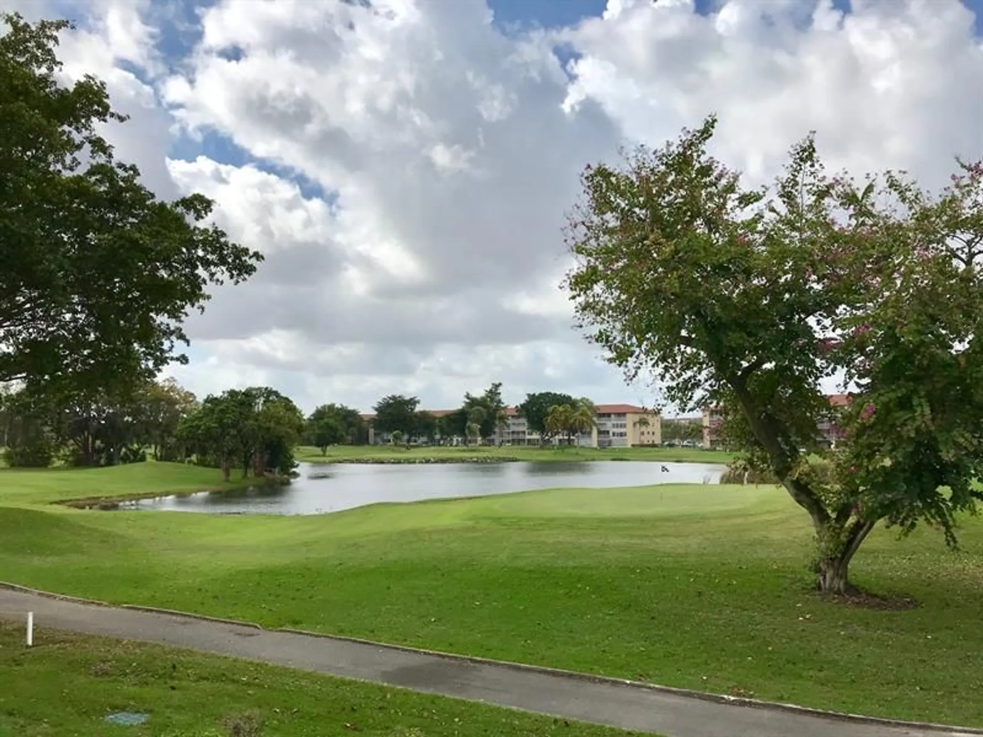 Property Slideshow image 19 of 19 | 300 sw 134th way e210, Pembroke Pines, FL, 33027