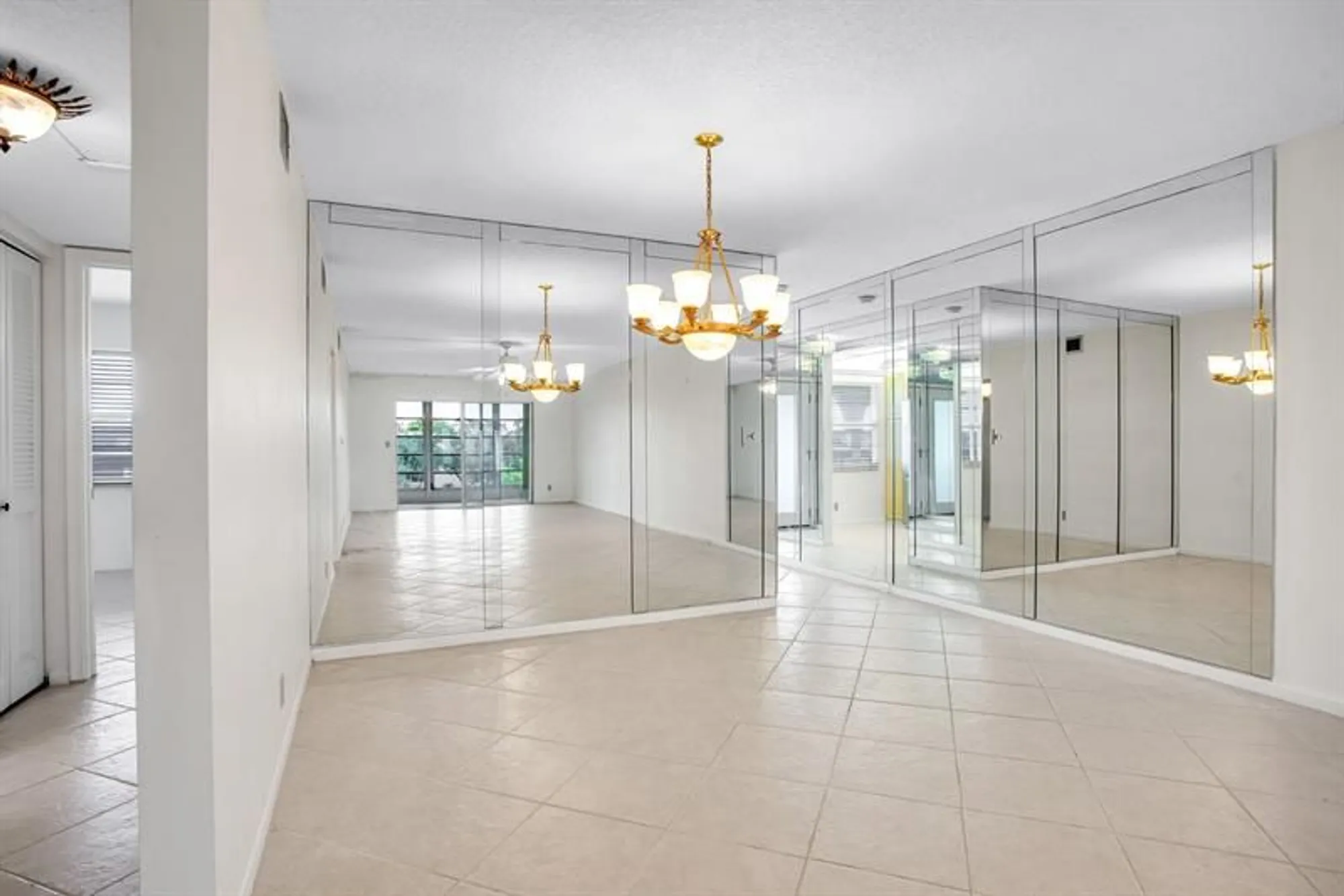 Property Slideshow image 14 of 28 | 2202 lucaya bnd d4, Coconut Creek, FL, 33066