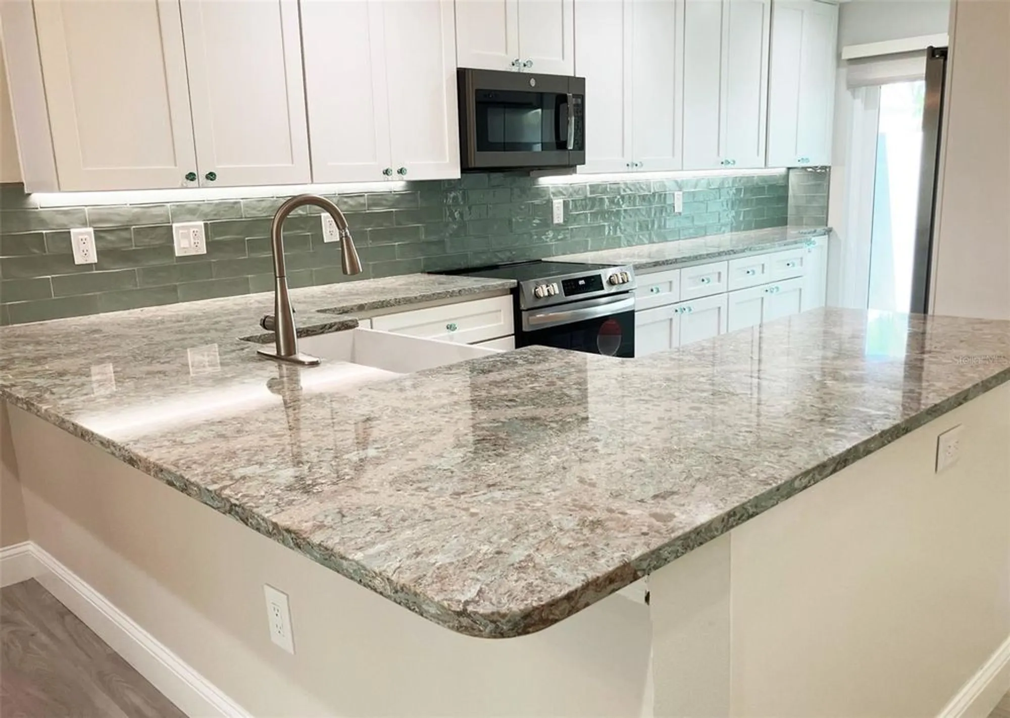 Property Slideshow image 6 of 17 | 628 boca ciega point blvd s, Saint Petersburg, FL, 33708