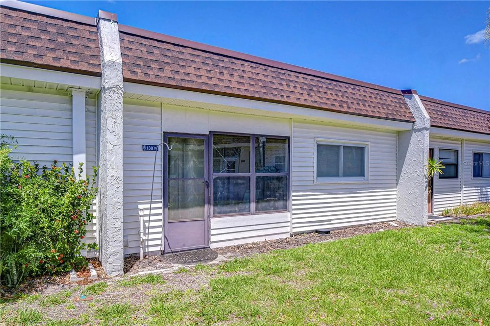 Property Slideshow image 30 of 35 | 13870 oakwood ln # 13870, Seminole, FL, 33776