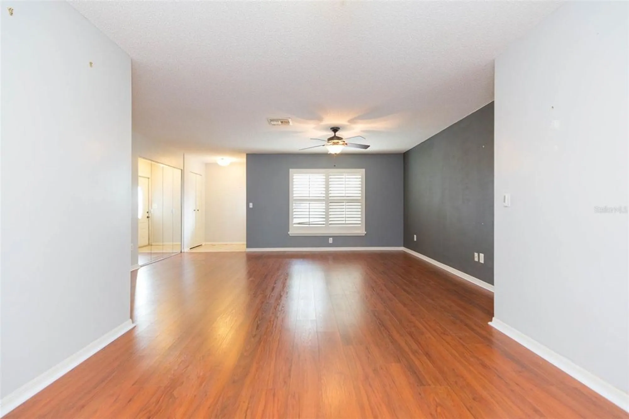 Property Slideshow image 12 of 42 | 1816 n pebble beach blvd, Sun City Center, FL, 33573