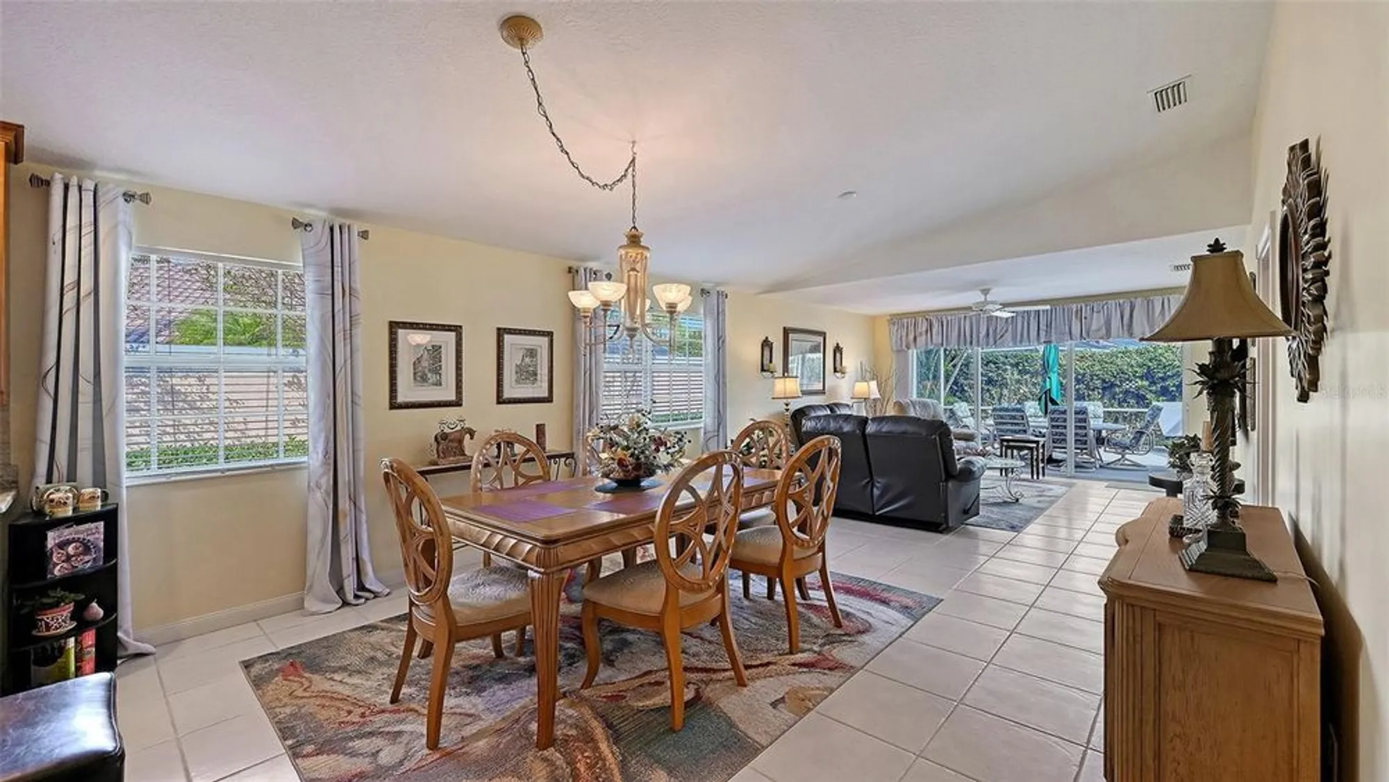 Property Slideshow image 18 of 87 | 5770 ivrea dr, Sarasota, FL, 34238