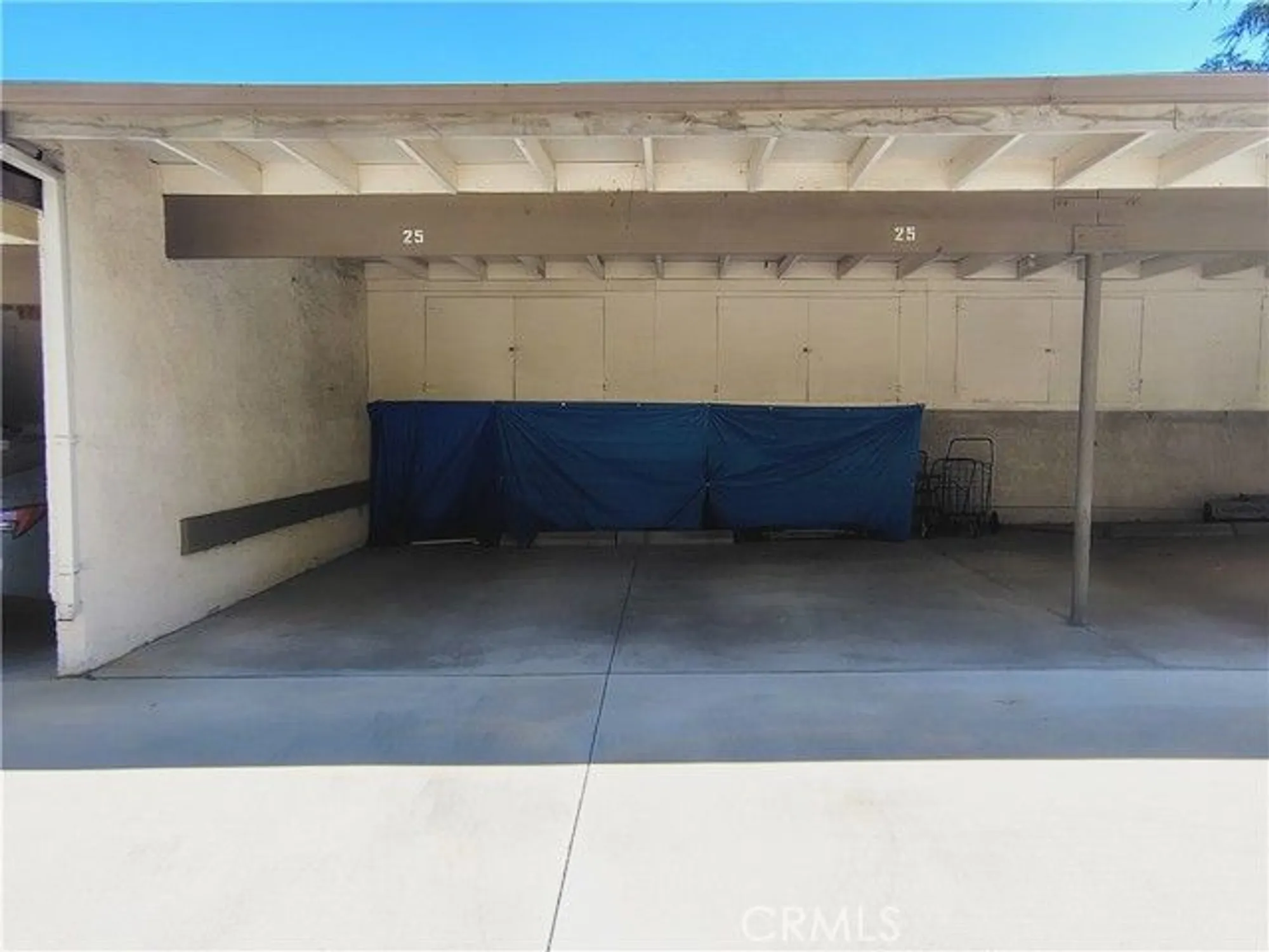 Property Slideshow image 18 of 35 | 26373 oak highland dr e, Newhall, CA, 91321