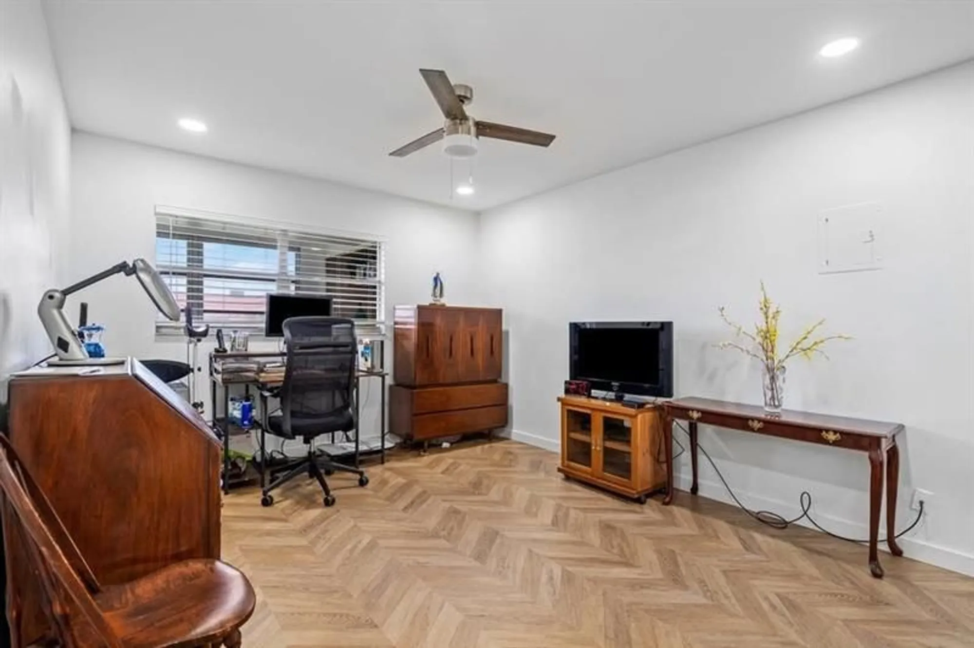 Property Slideshow image 13 of 19 | 156 seville g, Delray Beach, FL, 33446