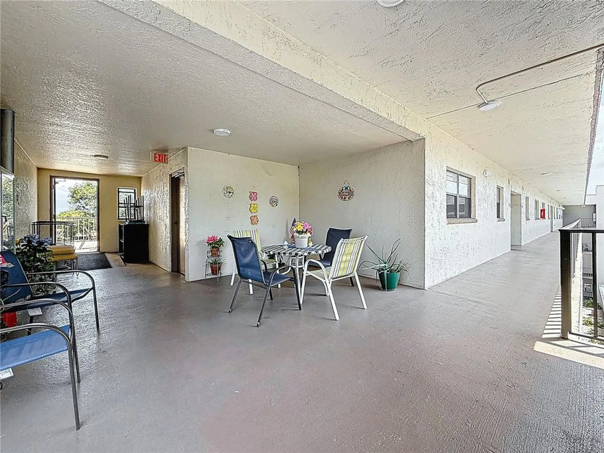 Property Slideshow image 43 of 51 | 5920 80th st n unit 406, Saint Petersburg, FL, 33709