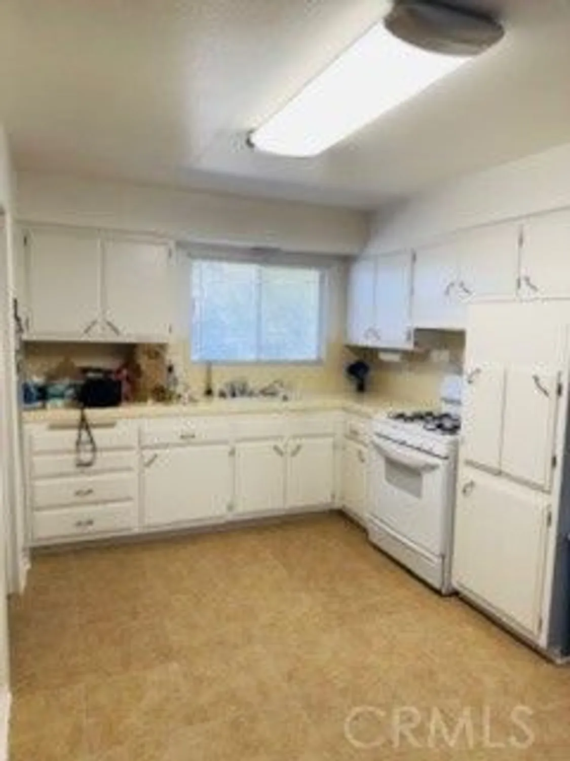 Property Slideshow image 10 of 15 | 27102 capilano dr, Menifee, CA, 92586