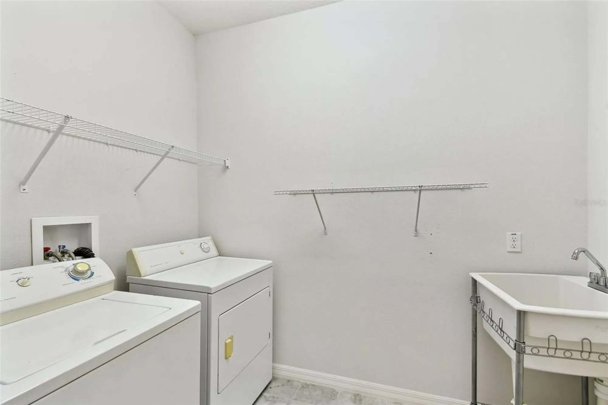 Property Slideshow image 28 of 54 | 726 irvine ranch rd, Kissimmee, FL, 34759