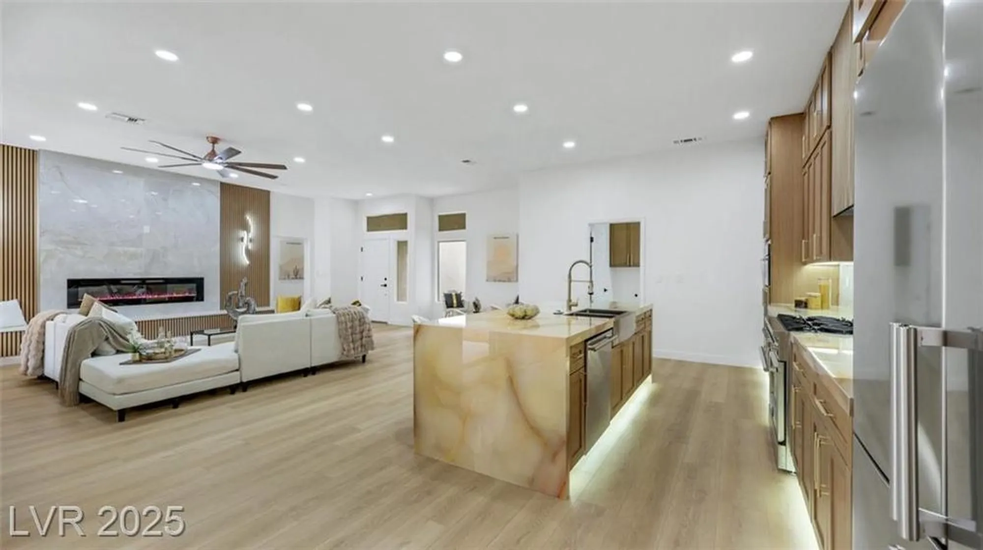 Property Slideshow image 9 of 51 | 3013 abercorn dr, Las Vegas, NV, 89134