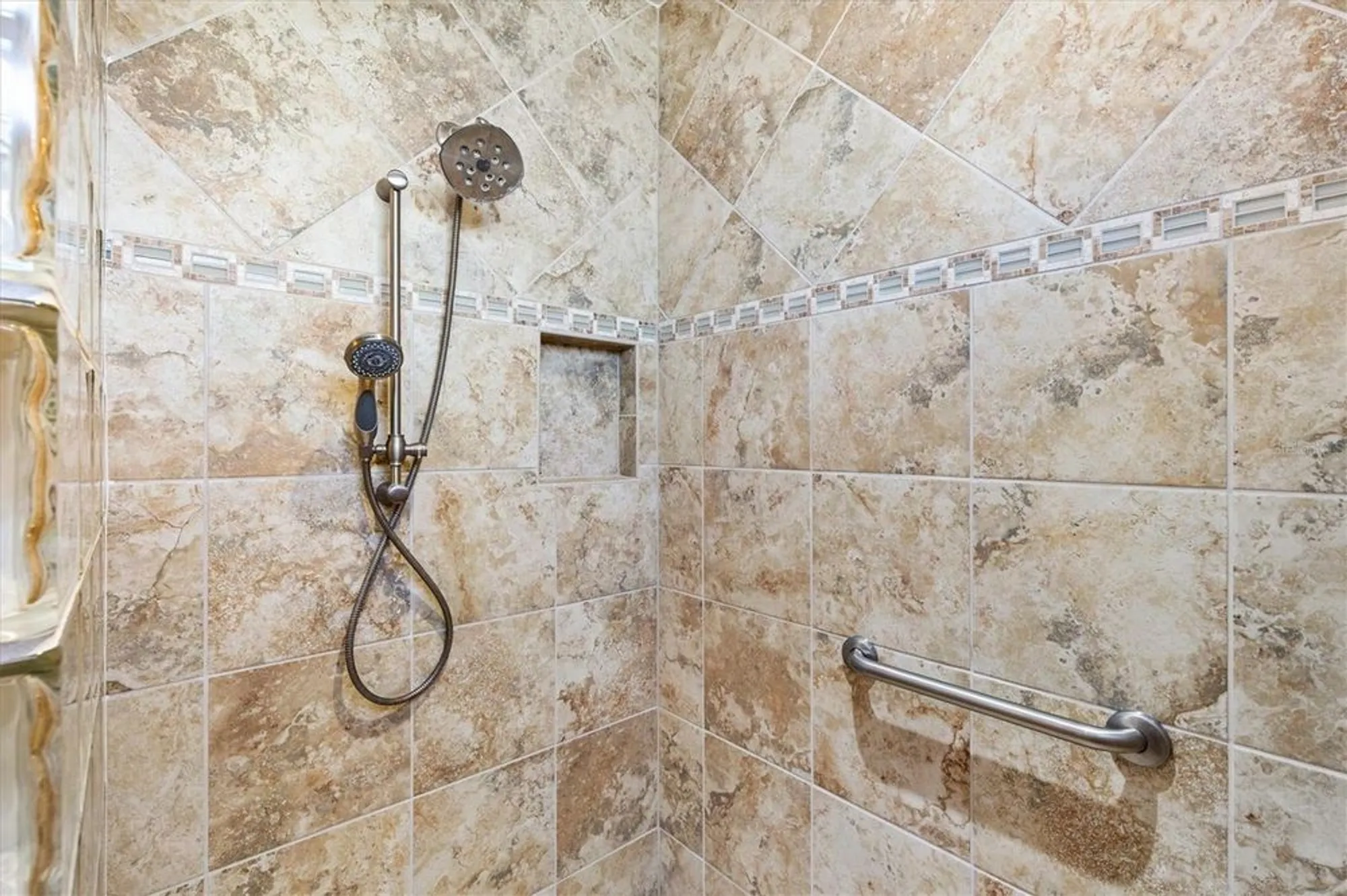 Property Slideshow image 36 of 66 | 981 iron oak way, The Villages, FL, 32163