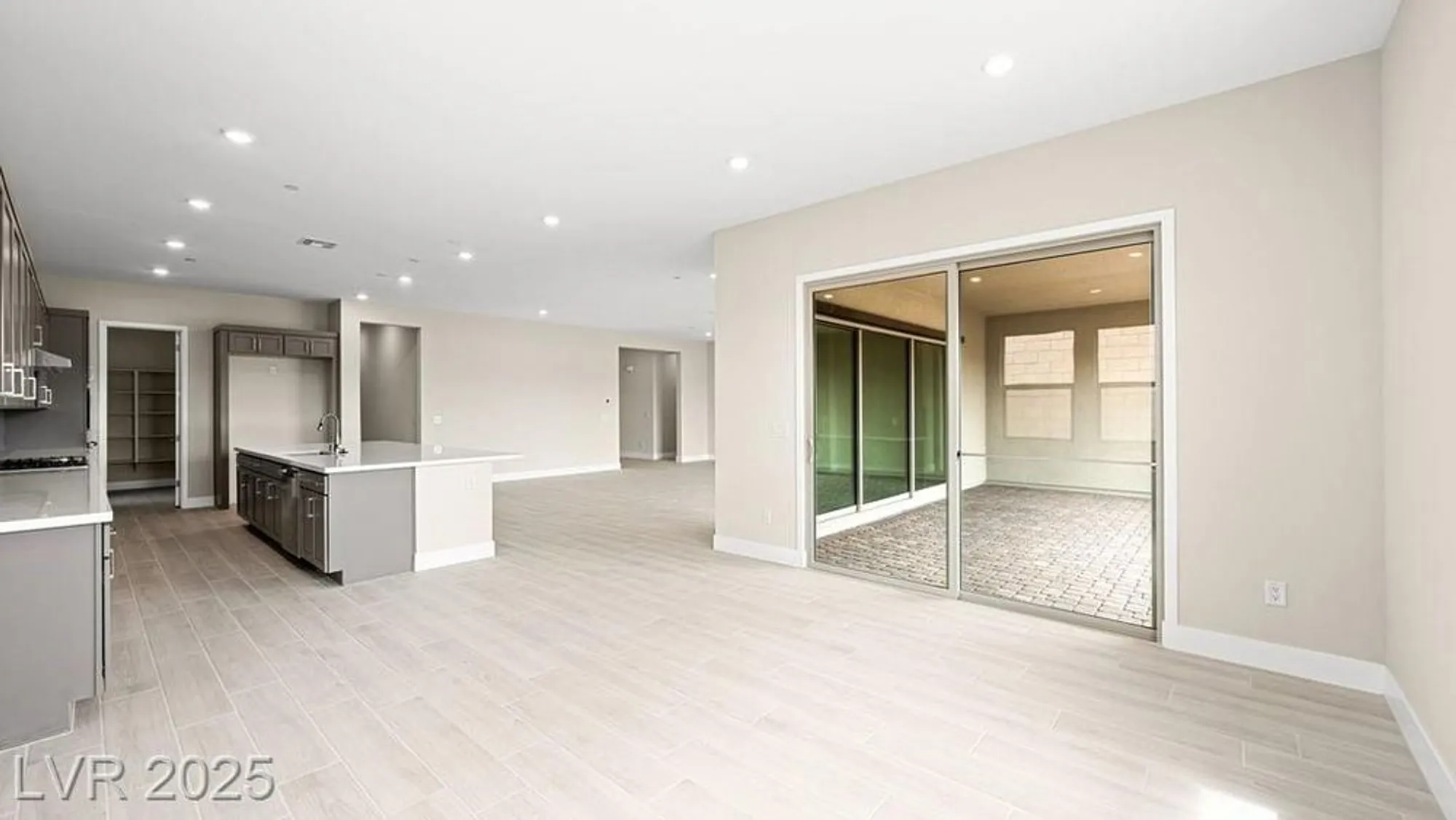 Property Slideshow image 8 of 48 | 237 paraggi bay dr, Henderson, NV, 89011