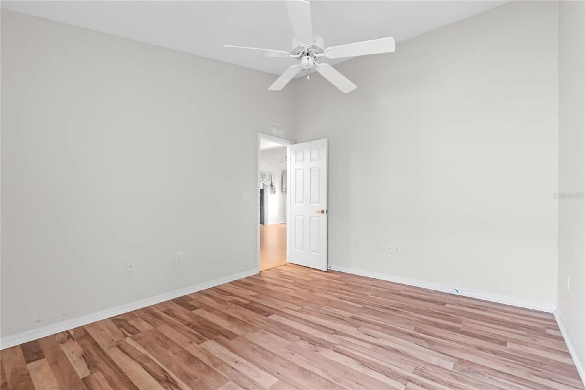 Property Slideshow image 17 of 44 | 265 center oak cir, Spring Hill, FL, 34609