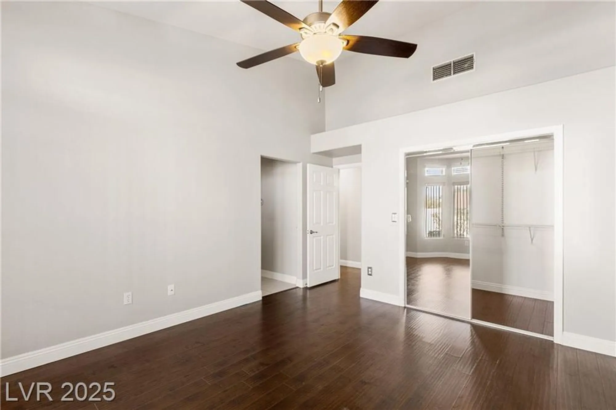 Property Slideshow image 19 of 27 | 10416 frostburg ln, Las Vegas, NV, 89134
