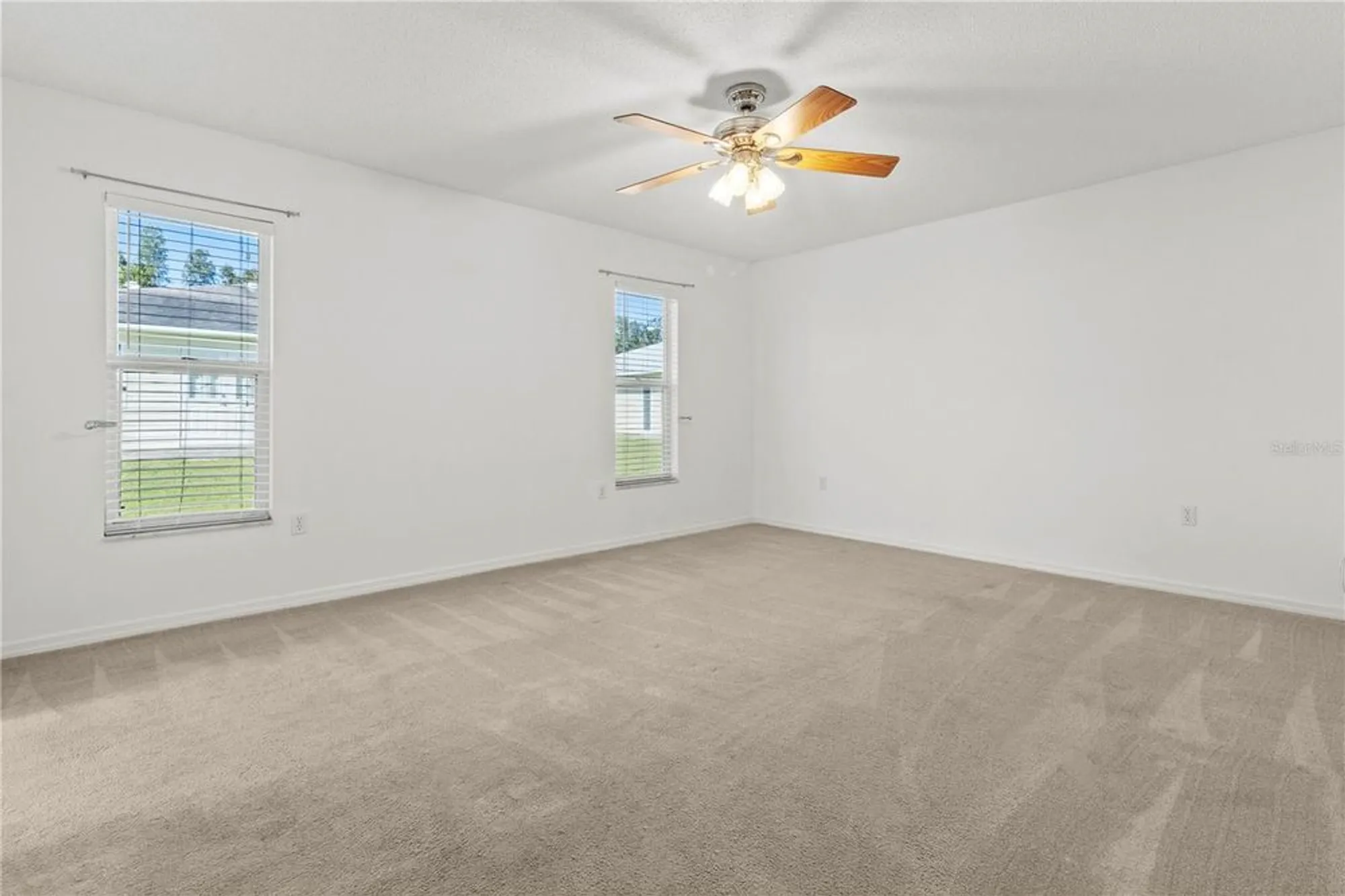 Property Slideshow image 19 of 46 | 1618 birchwood loop, Lakeland, FL, 33811