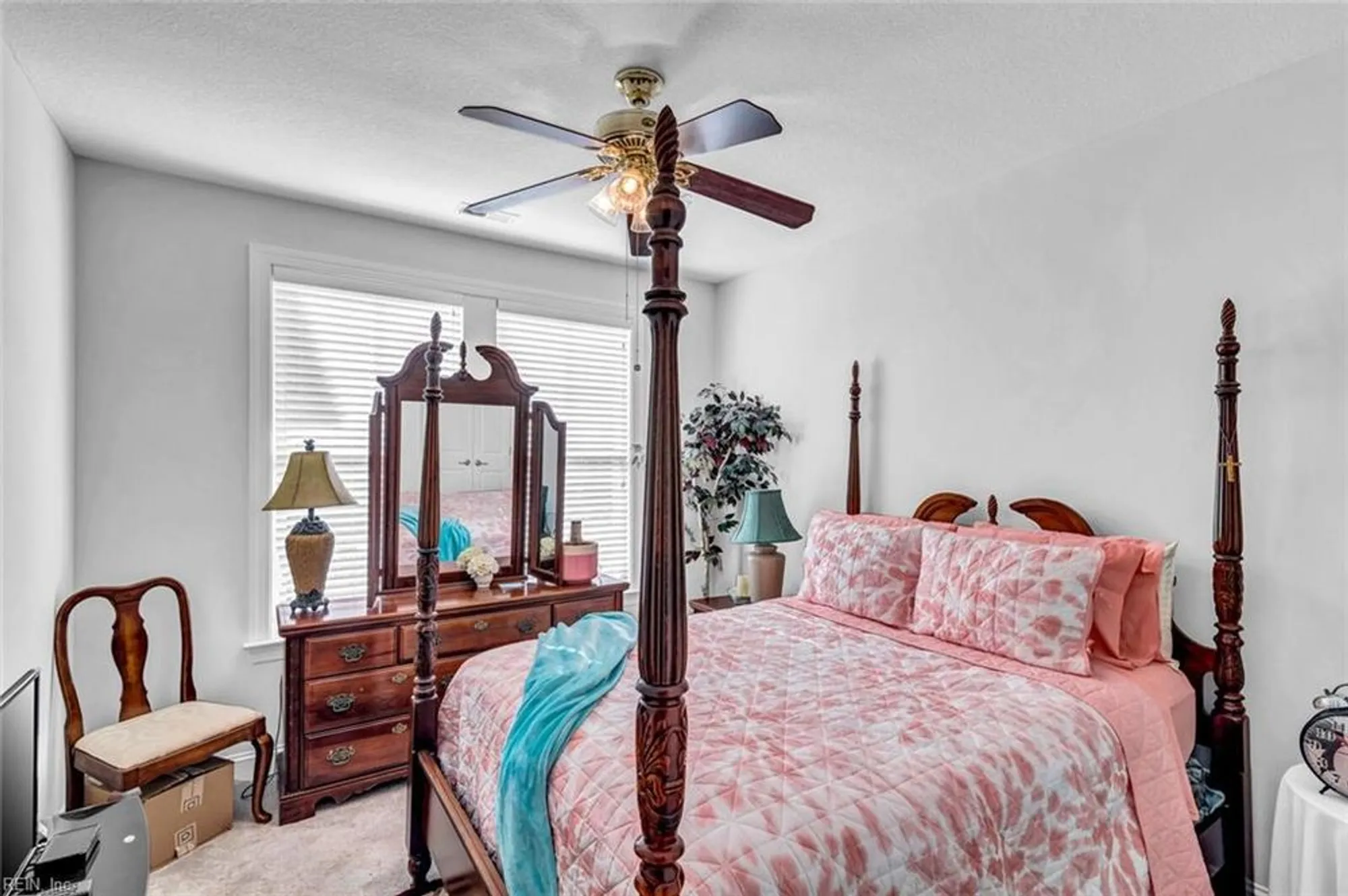 Property Slideshow image 11 of 36 | 936 biltmore way # 37, Chesapeake, VA, 23320