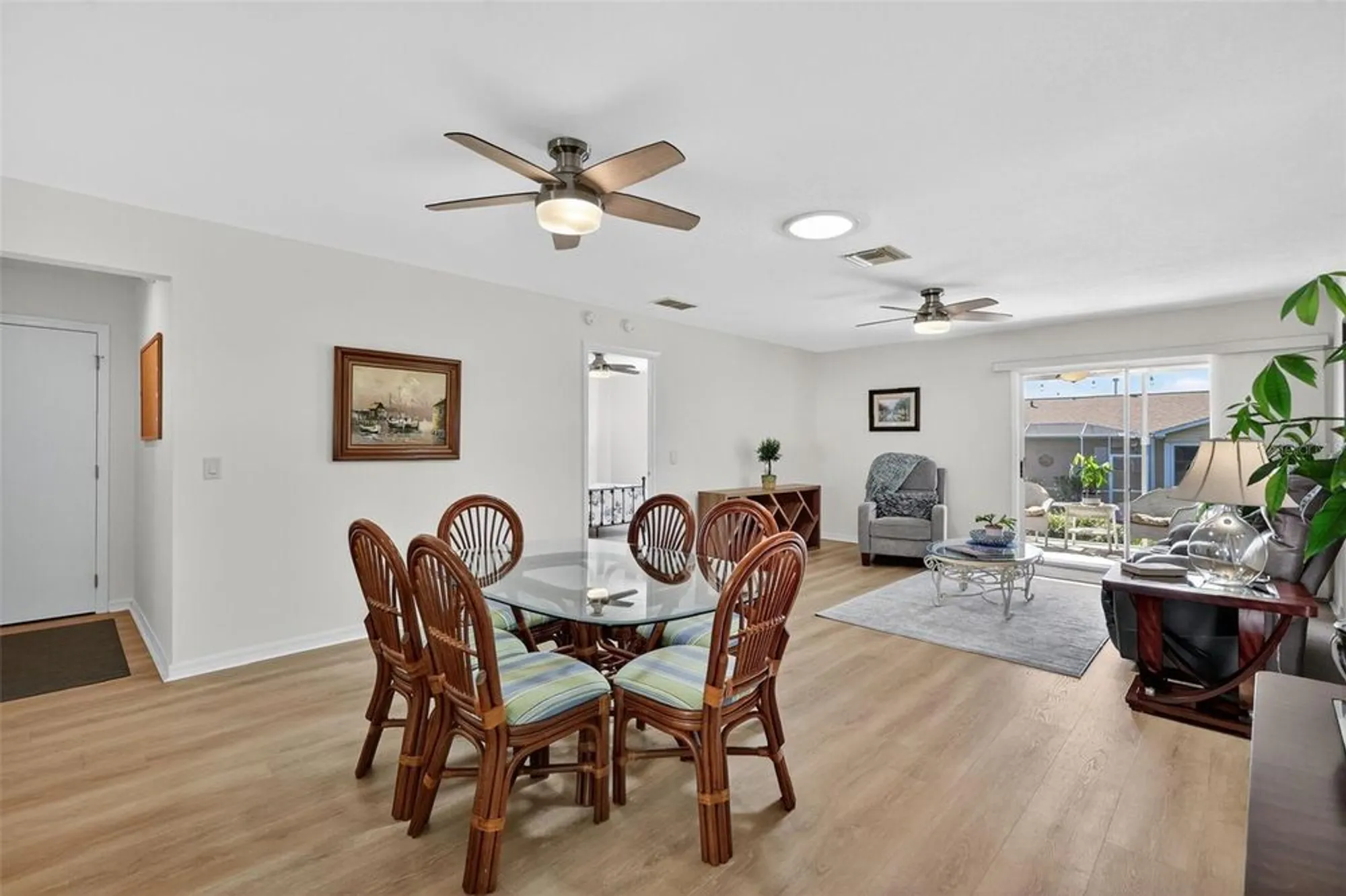 Property Slideshow image 12 of 39 | 17076 se 96th chapelwood cir, The Villages, FL, 32162