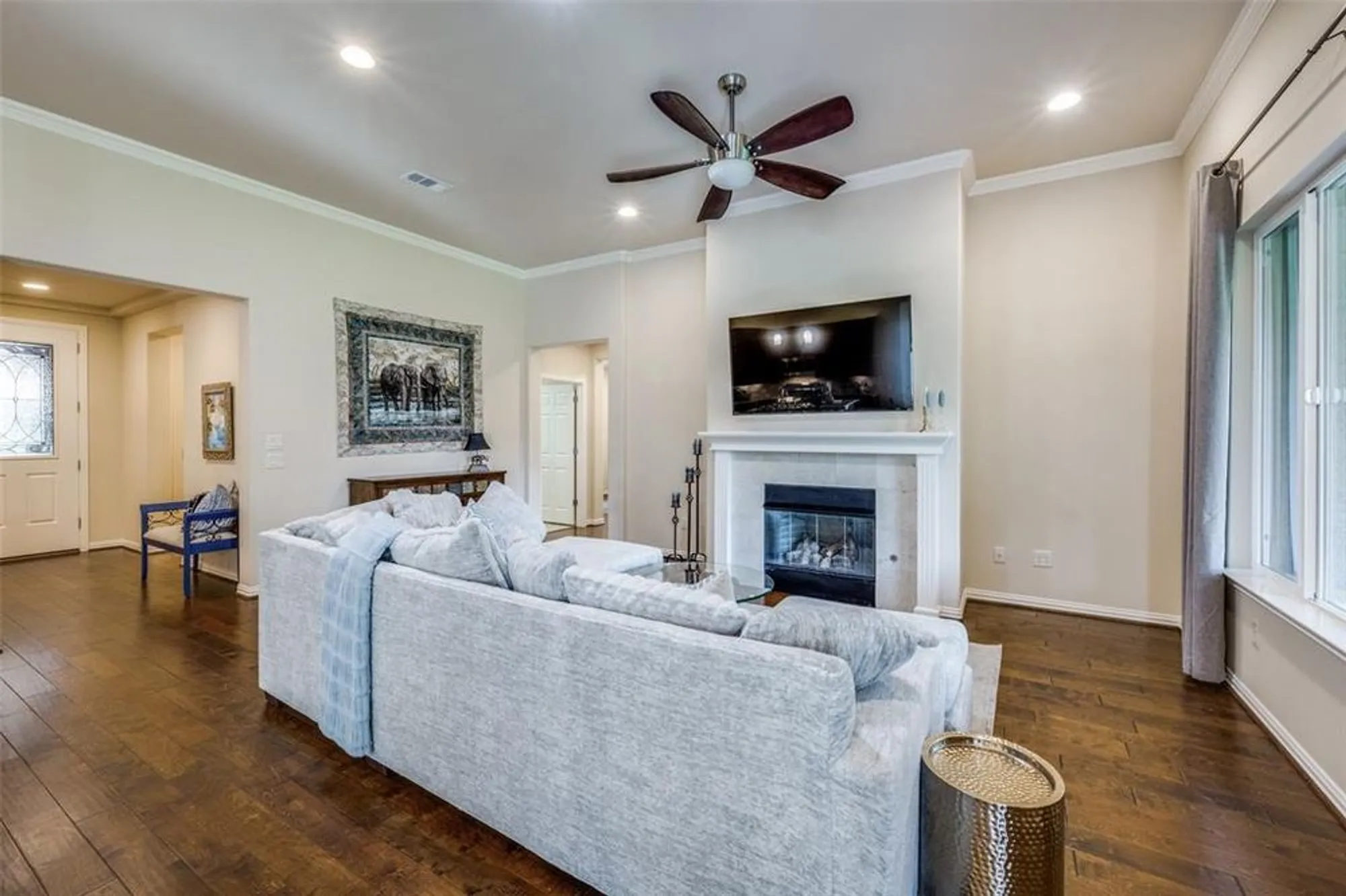 Property Slideshow image 11 of 39 | 11800 southerland dr, Denton, TX, 76207