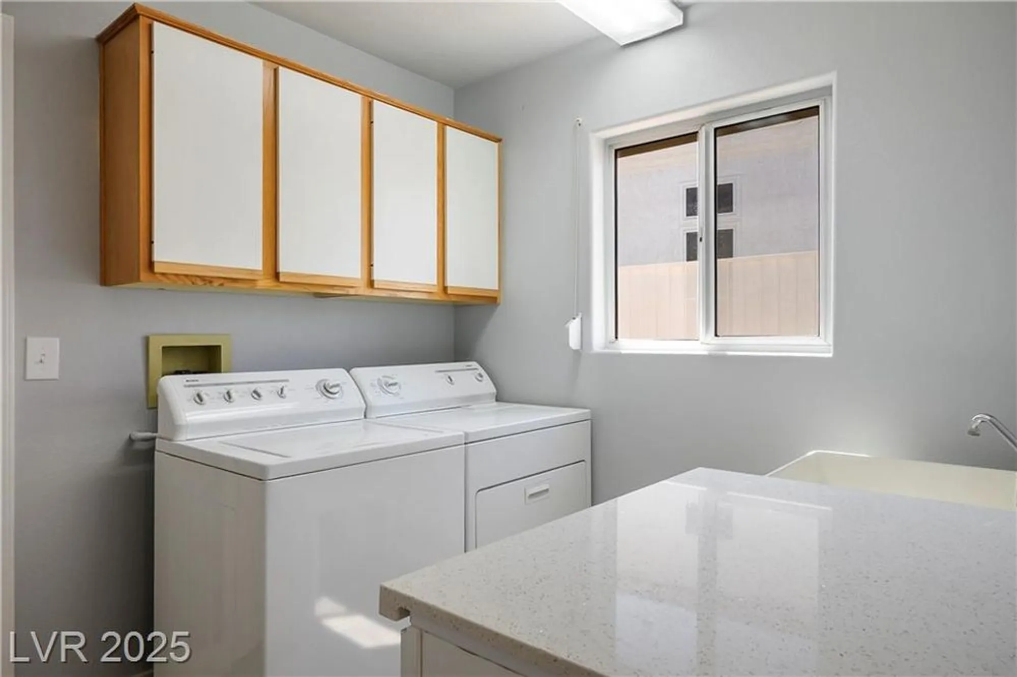 Property Slideshow image 34 of 59 | 8500 gull dr, Las Vegas, NV, 89134