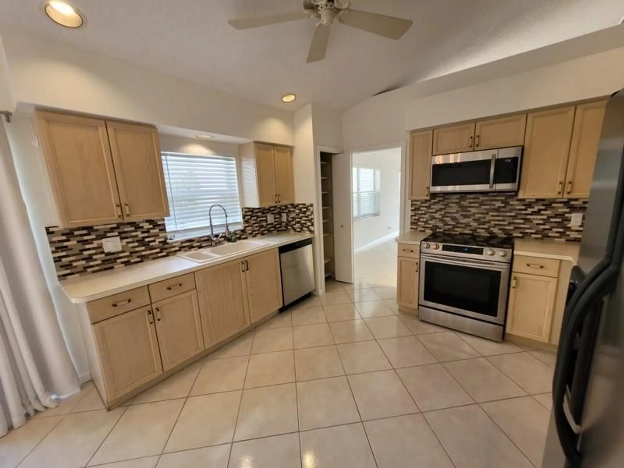 Property Slideshow image 13 of 43 | 11750 ripple rd, Boynton Beach, FL, 33437