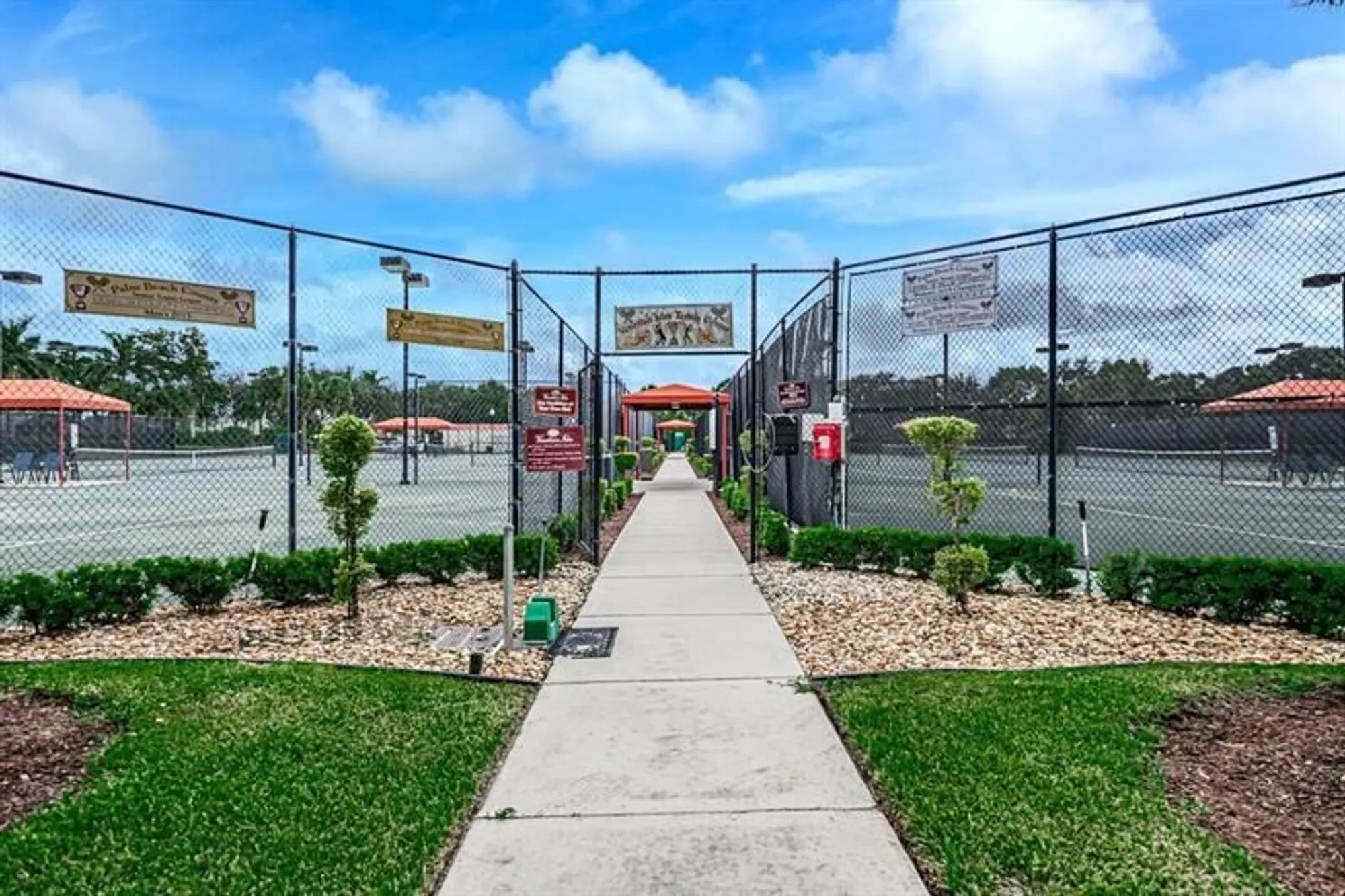 Property Slideshow image 46 of 62 | 8402 logia cir, Boynton Beach, FL, 33472