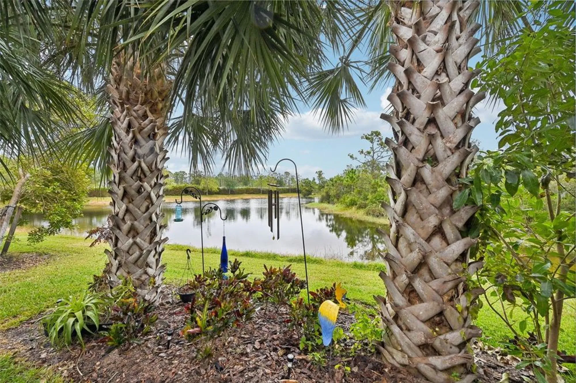 Property Slideshow image 38 of 53 | 2572 daisy dr, North Port, FL, 34289