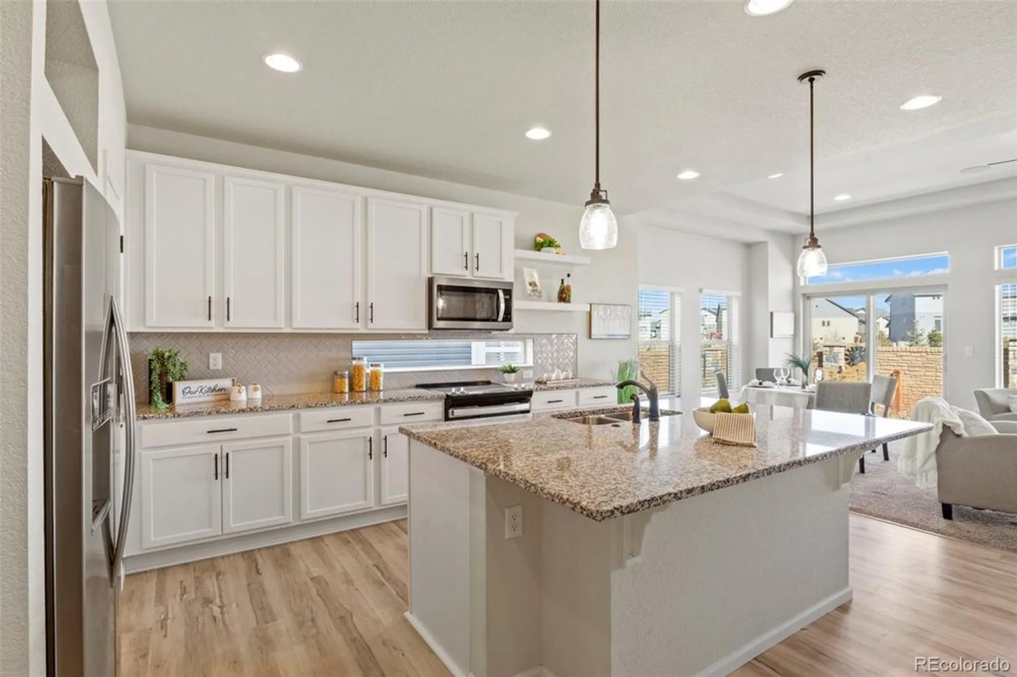 Property Slideshow image 4 of 50 | 6407 armdale hts, Colorado Springs, CO, 80927