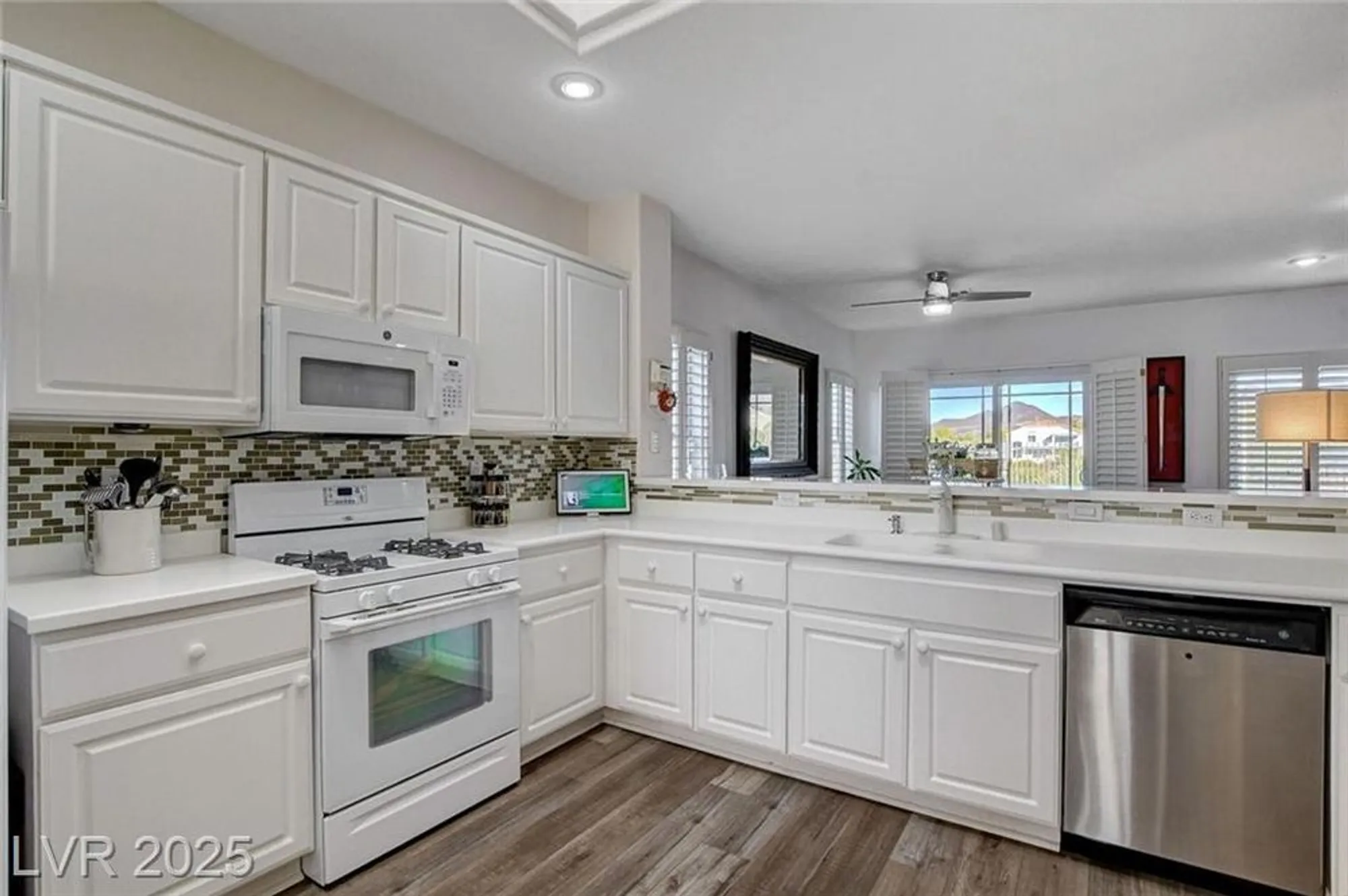 Property Slideshow image 26 of 60 | 1426 fieldbrook st, Henderson, NV, 89052