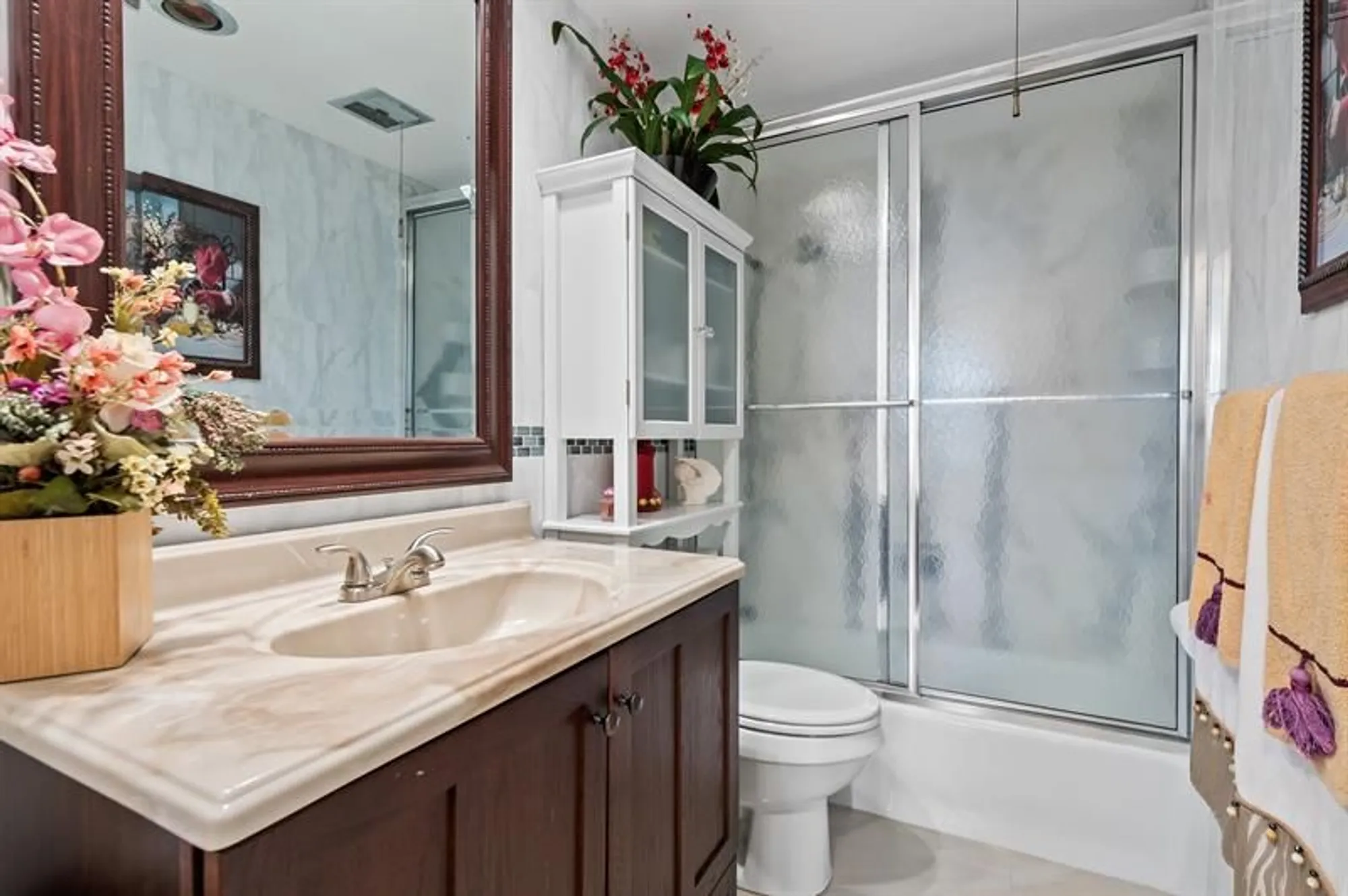 Property Slideshow image 17 of 61 | 3300 ne 36th st 302, Fort Lauderdale, FL, 33308