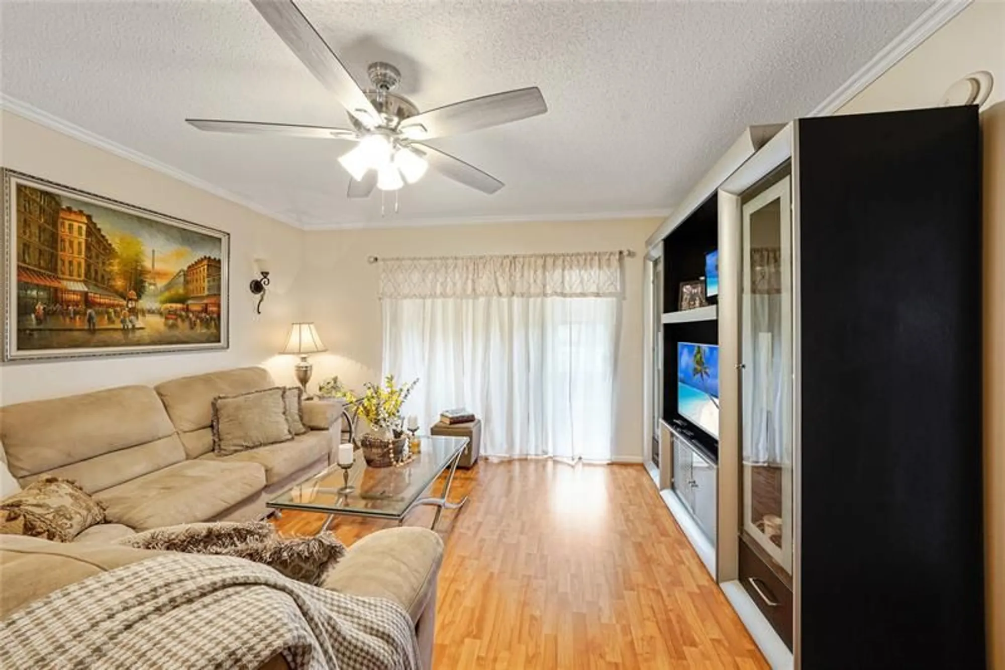 Property Slideshow image 11 of 51 | 551 nw 76th ter apt 208, Margate, FL, 33063