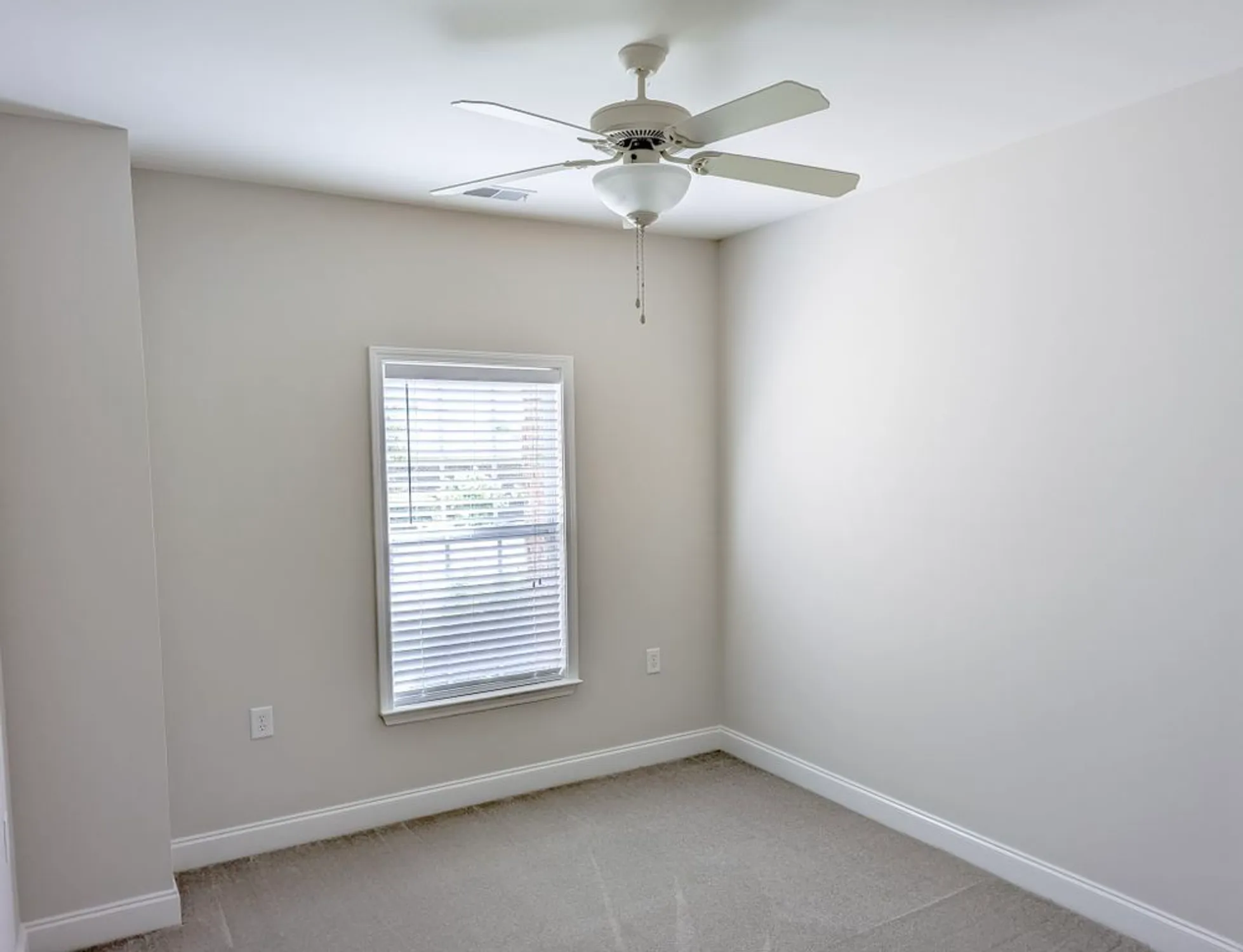 Property Slideshow image 14 of 32 | 262 wrennewood ln, Franklin, TN, 37064