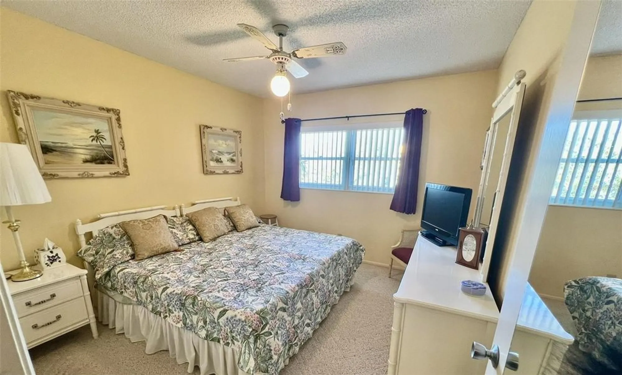 Property Slideshow image 21 of 44 | 2461 rhodesian dr 51, Clearwater, FL, 33763