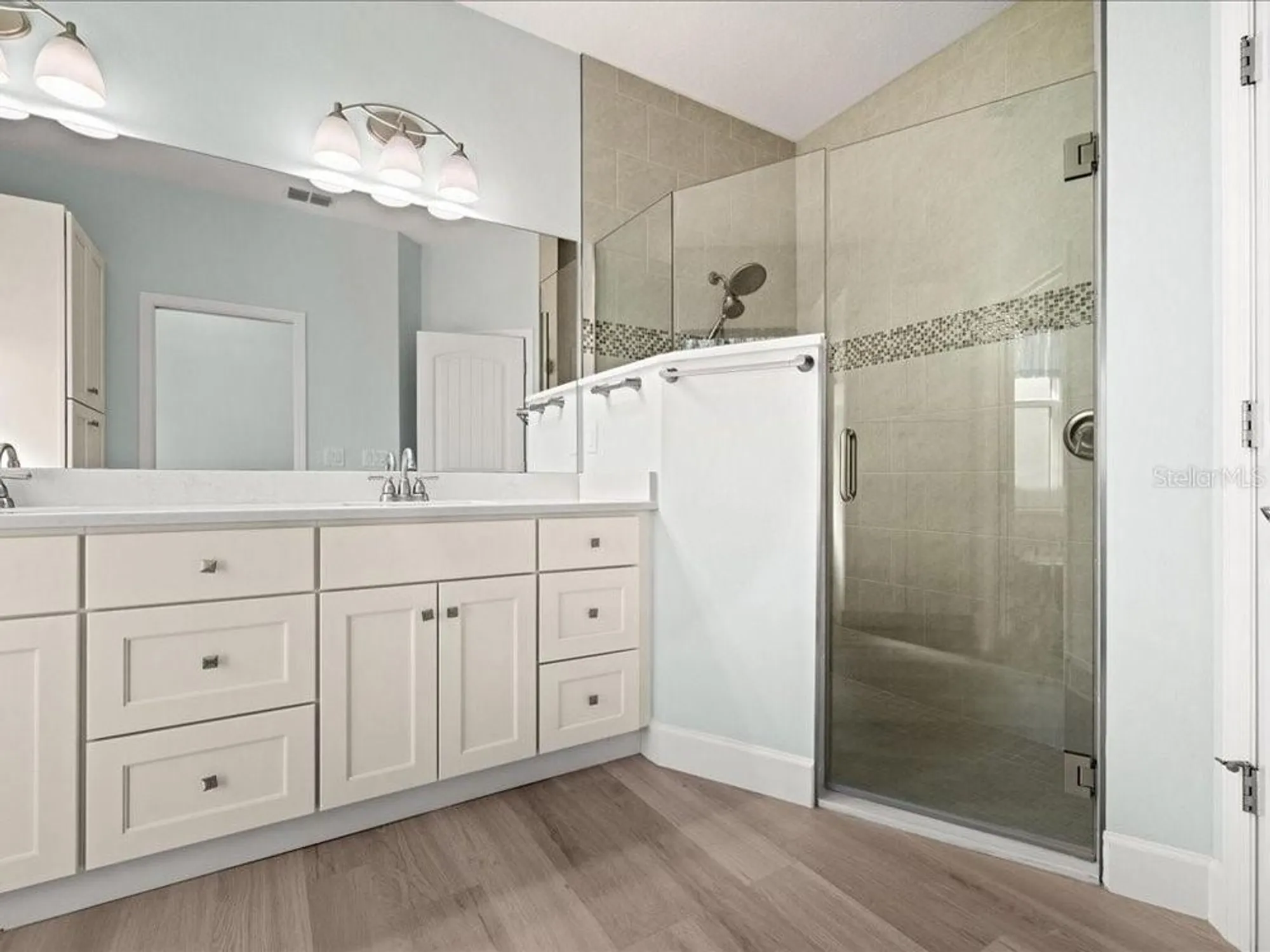 Property Slideshow image 29 of 47 | 552 box elder ct, Englewood, FL, 34223