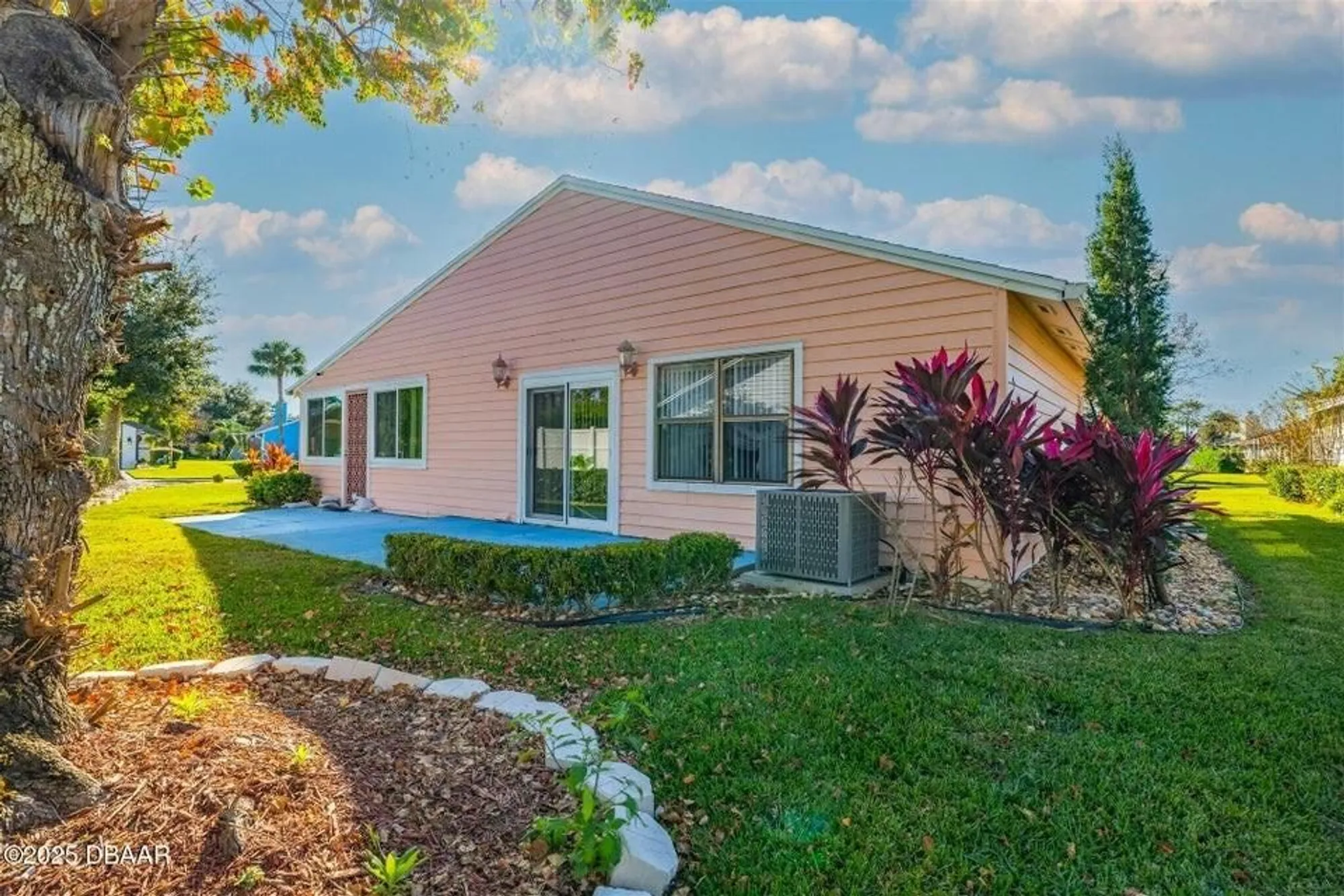 Property Slideshow image 26 of 30 | 252 gull dr, Daytona Beach, FL, 32119