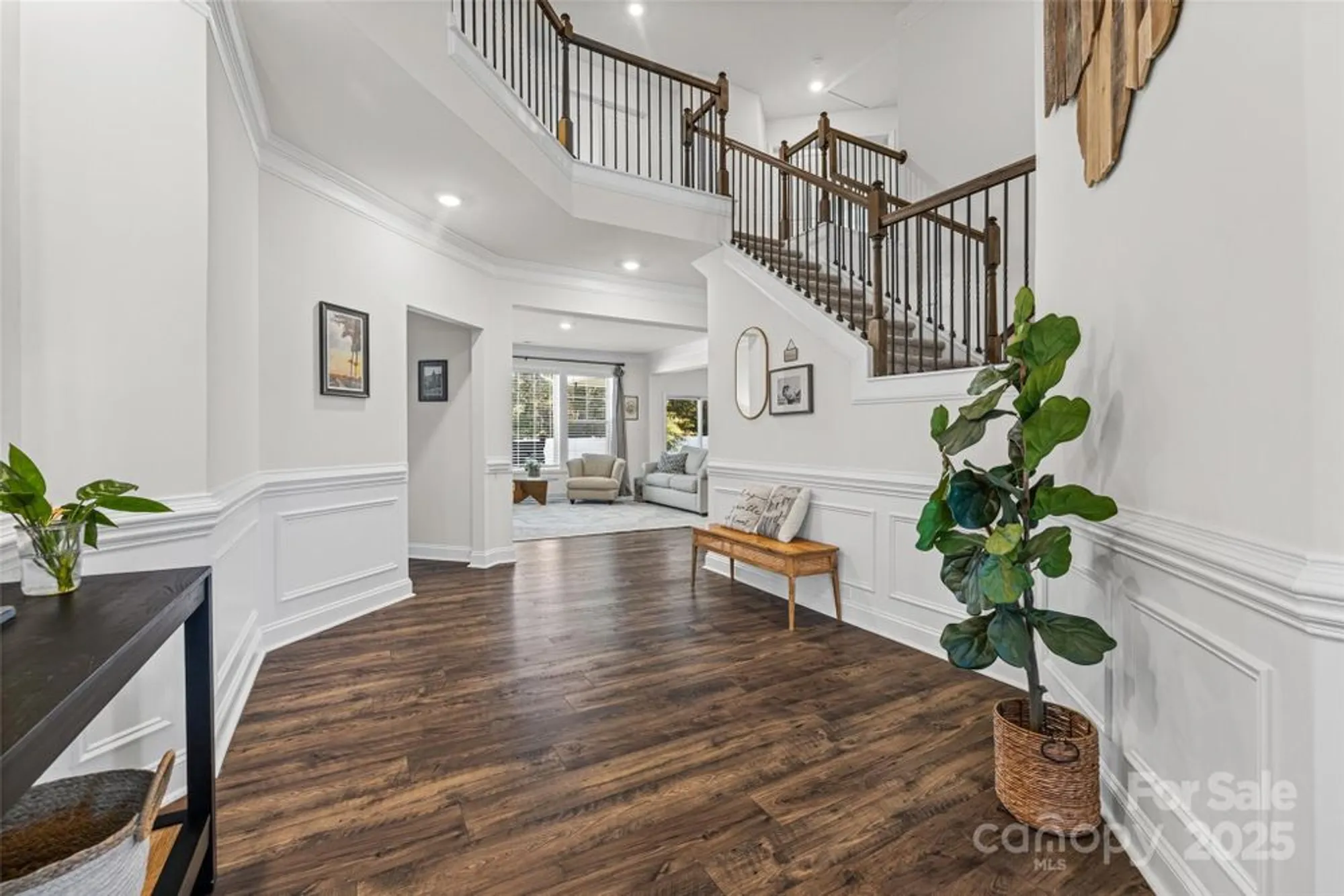 Property Slideshow image 8 of 48 | 1370 englewood dr, Lake Wylie, SC, 29710