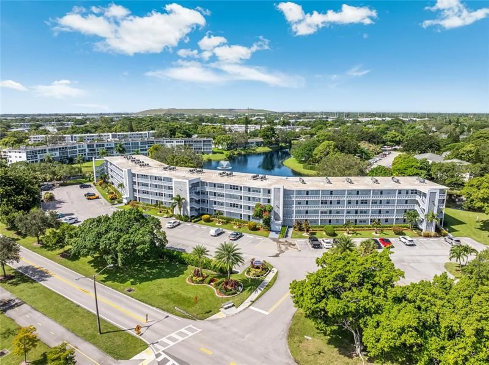 Property Slideshow image 24 of 27 | 2019 islewood d # 2019, Deerfield Beach, FL, 33442