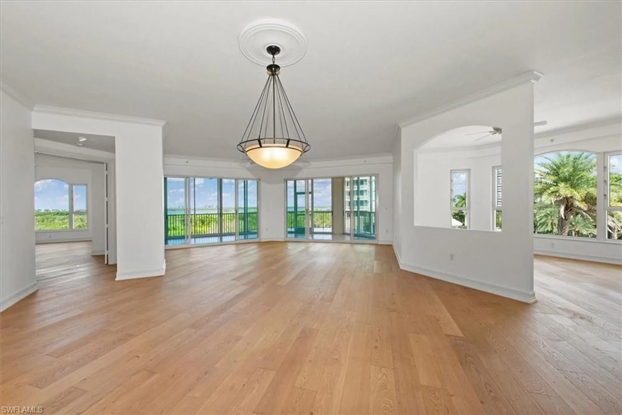 Property Slideshow image 8 of 44 | 4801 island pond ct 405, Bonita Springs, FL, 34134